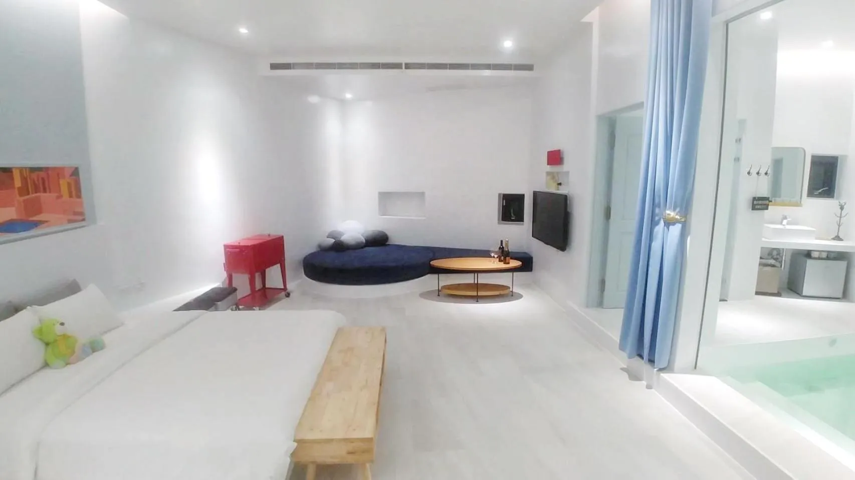 Bed in Sea Shore Hotel