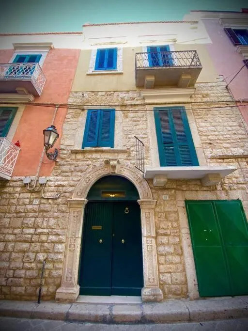 Property building in Emozioni dal Porto