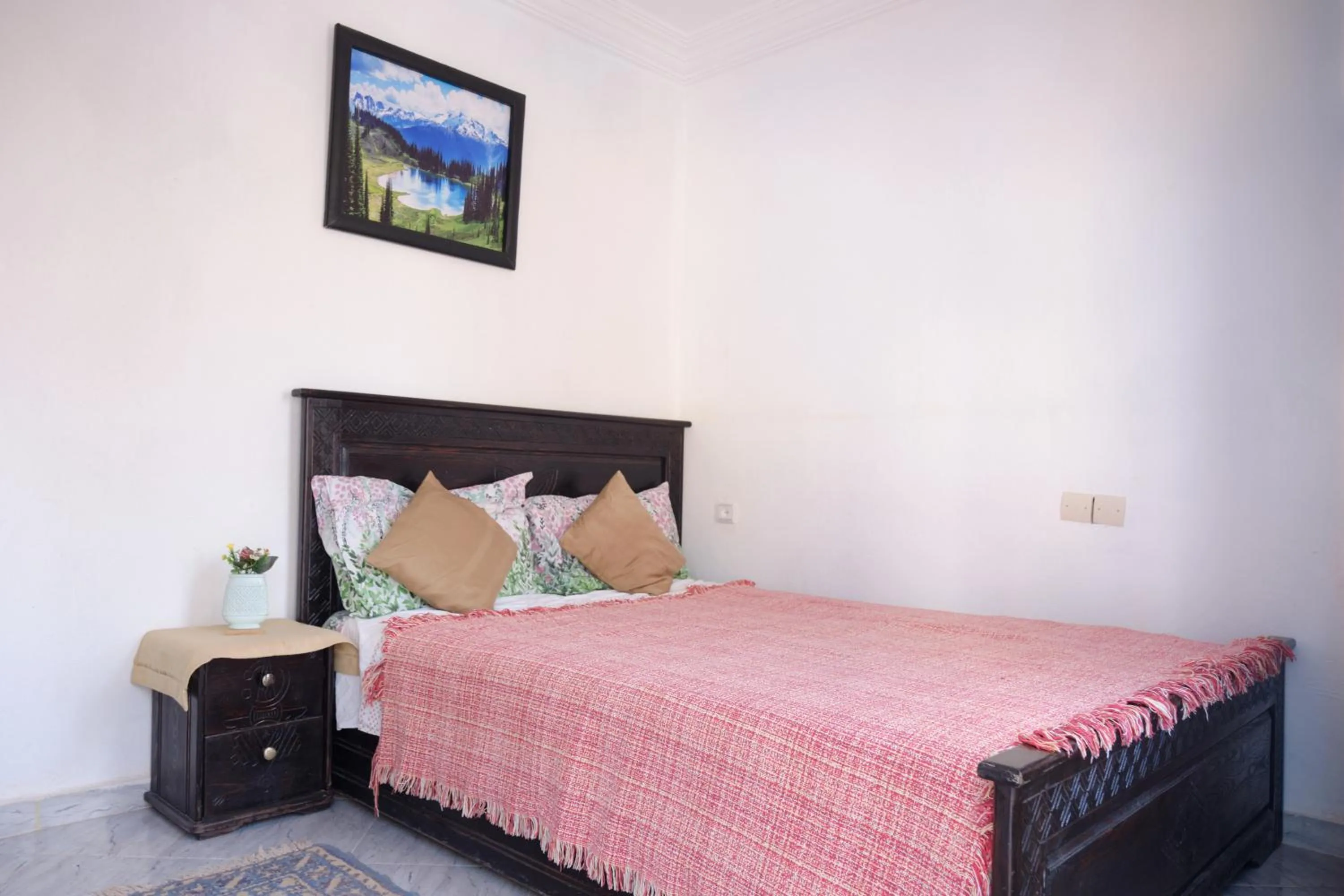 Bed in The Sunrise Villa