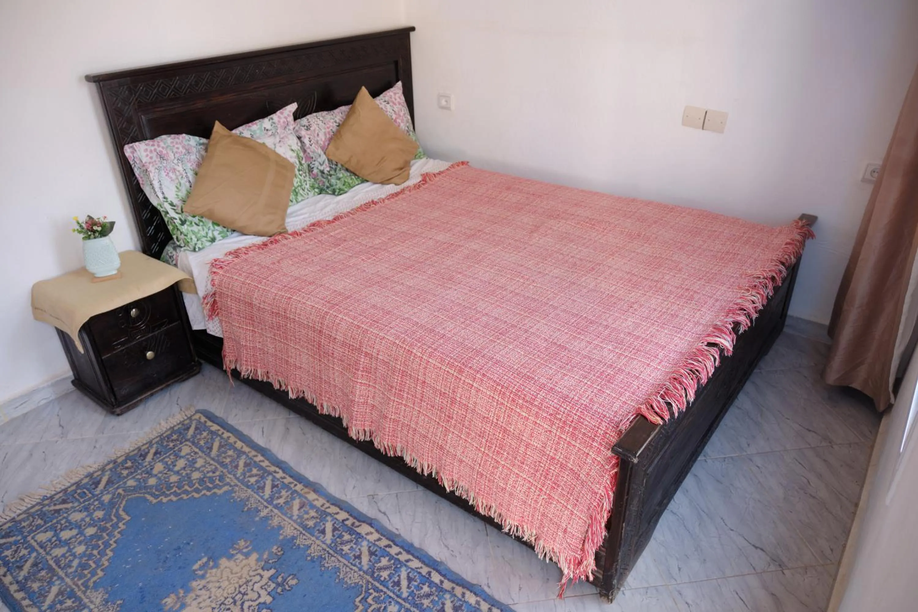 Bed in The Sunrise Villa