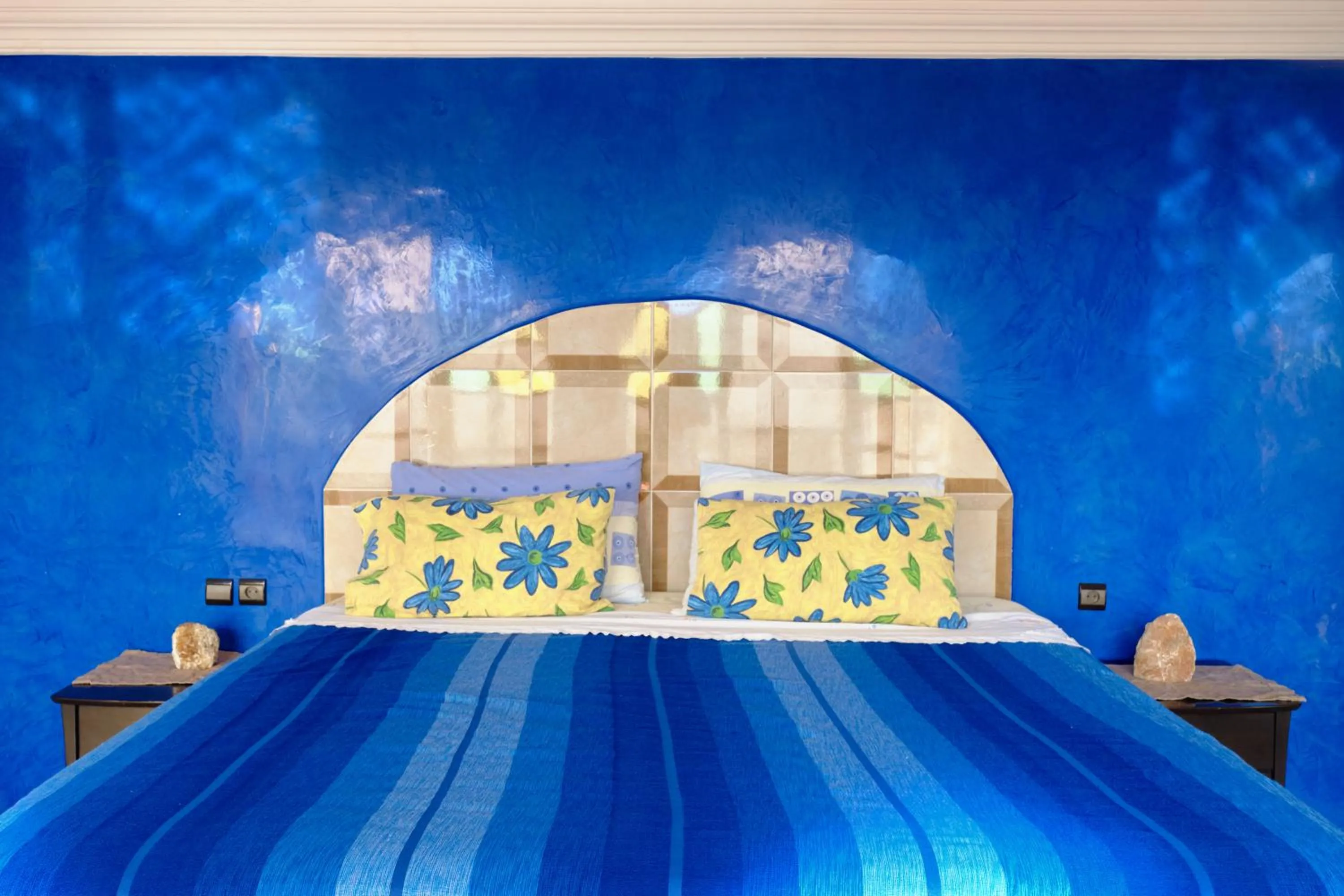 Bed in The Sunrise Villa