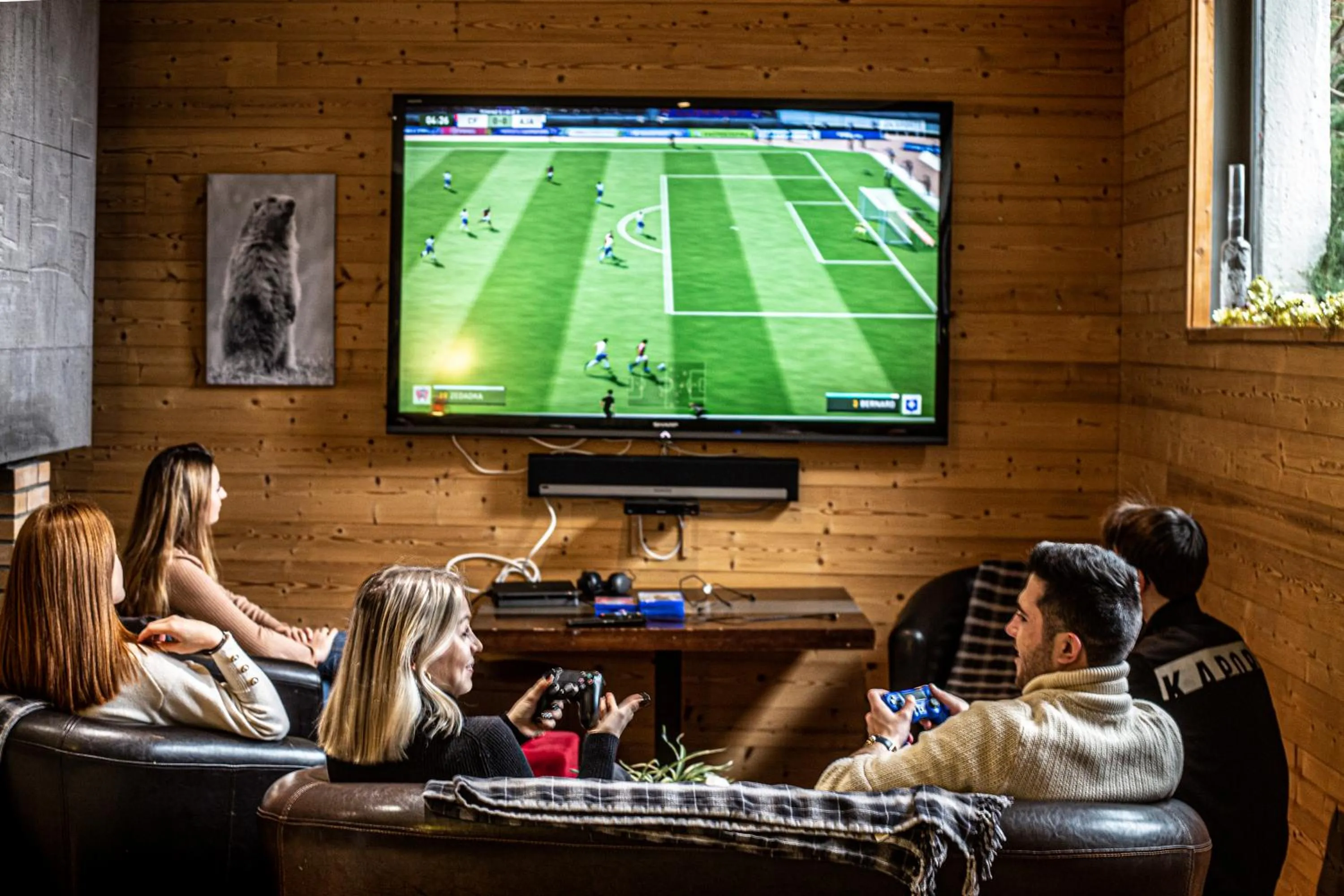 Communal lounge/ TV room in Sancy Resort