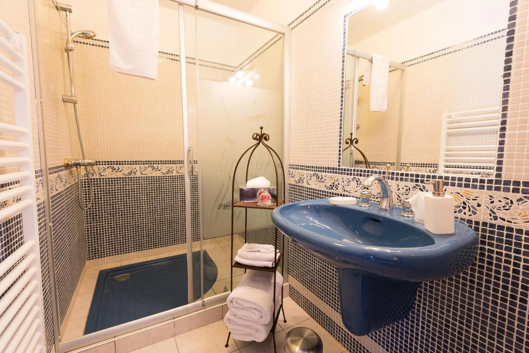 Bathroom in Le Moulin de Beaunette