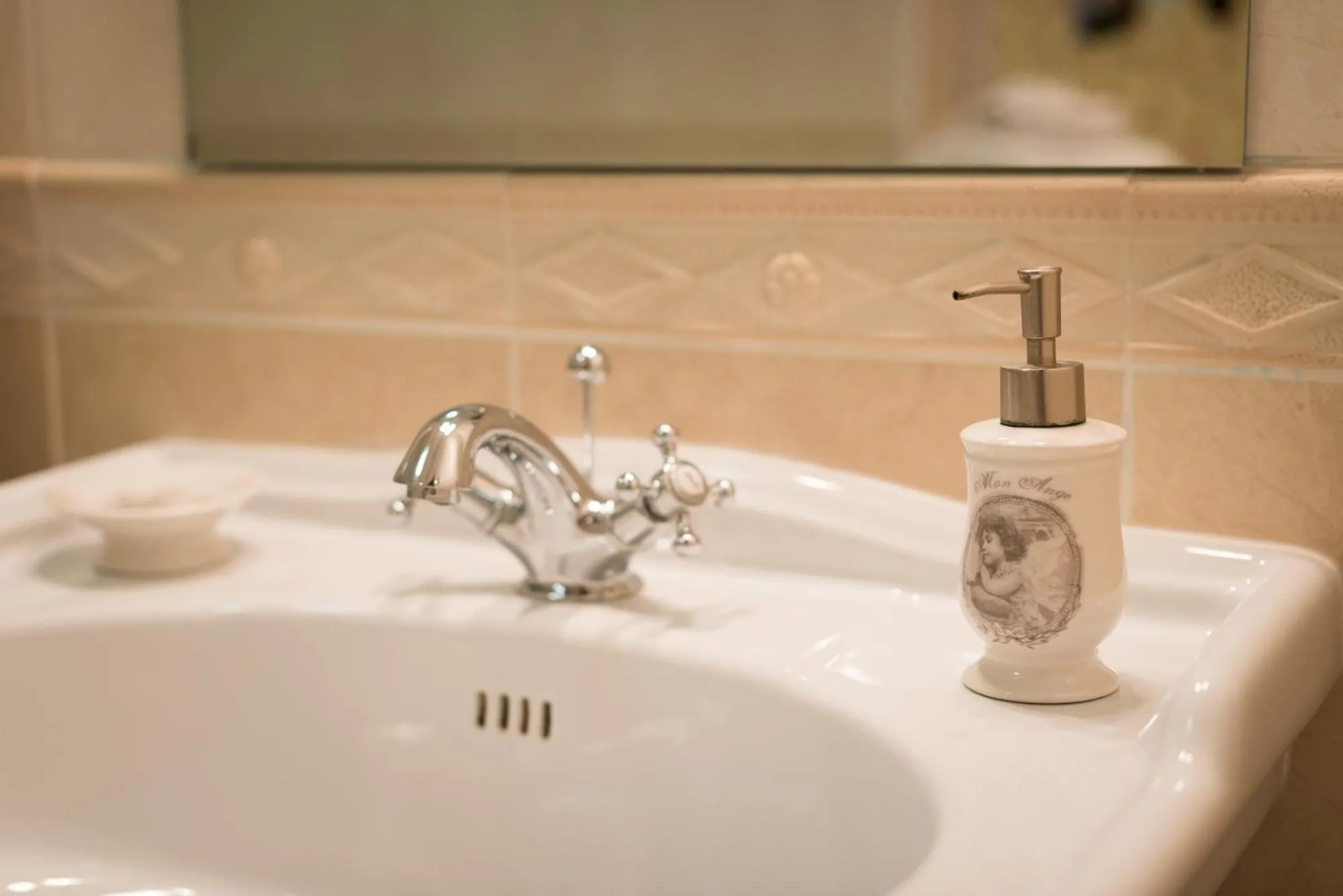 Bathroom in Le Moulin de Beaunette