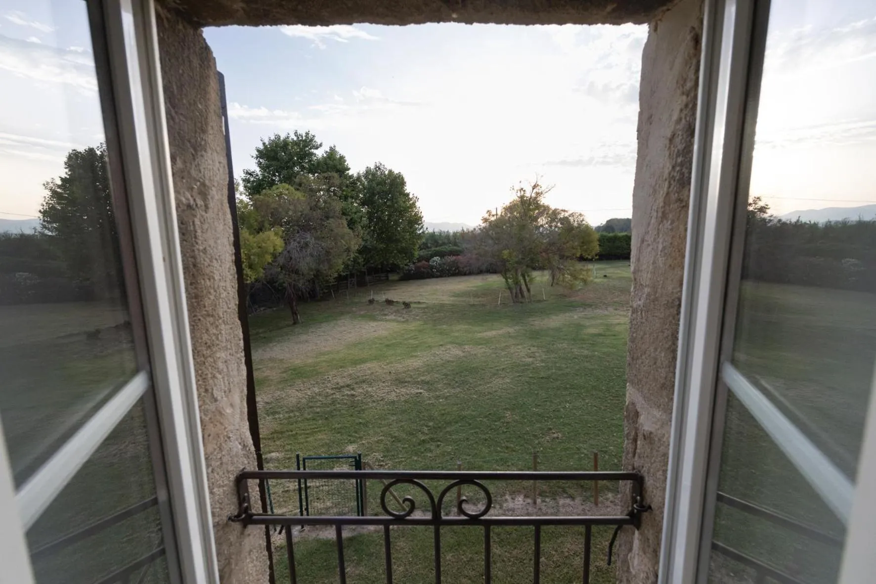Garden view in Le Moulin de Beaunette