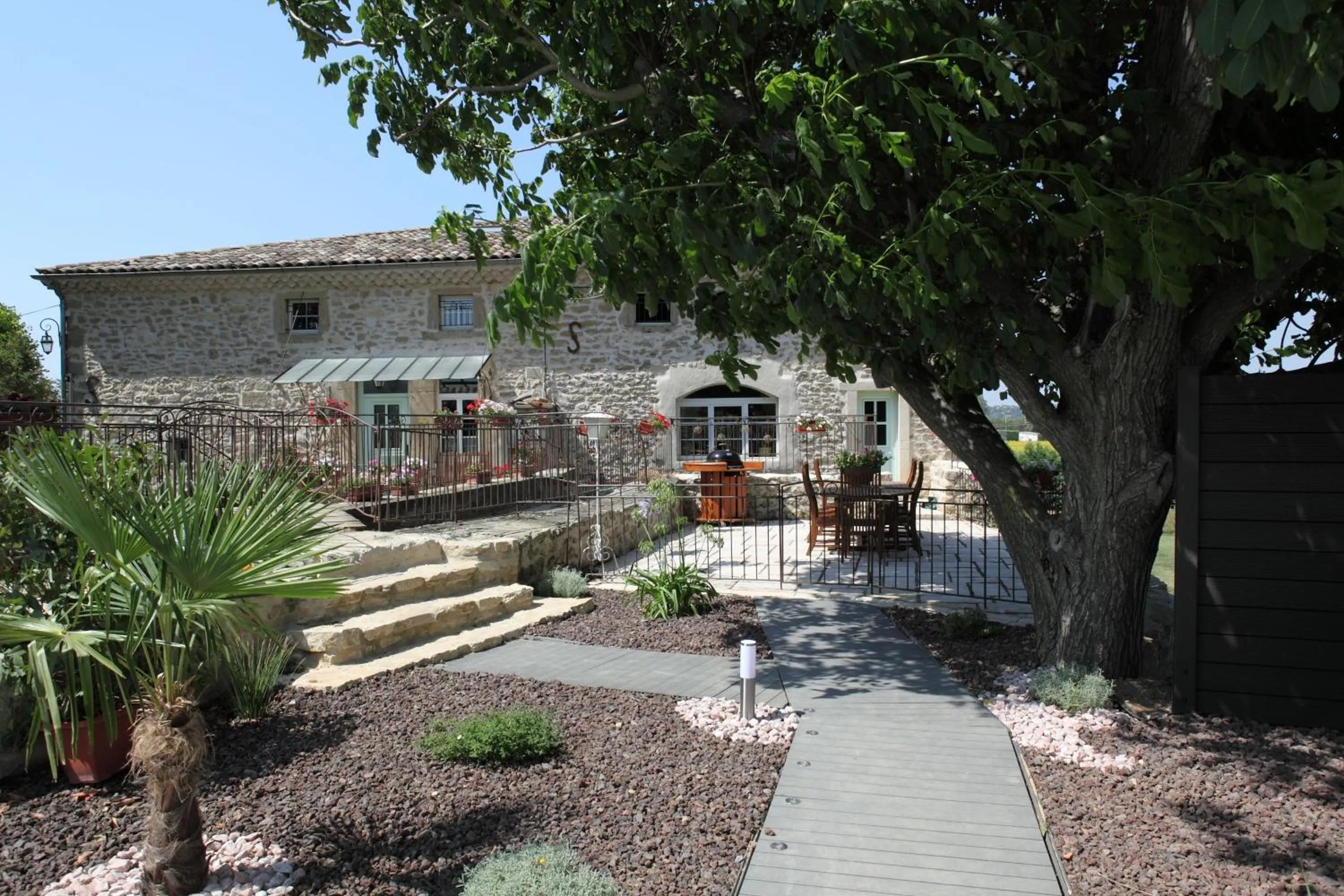 Property building in Le Moulin de Beaunette
