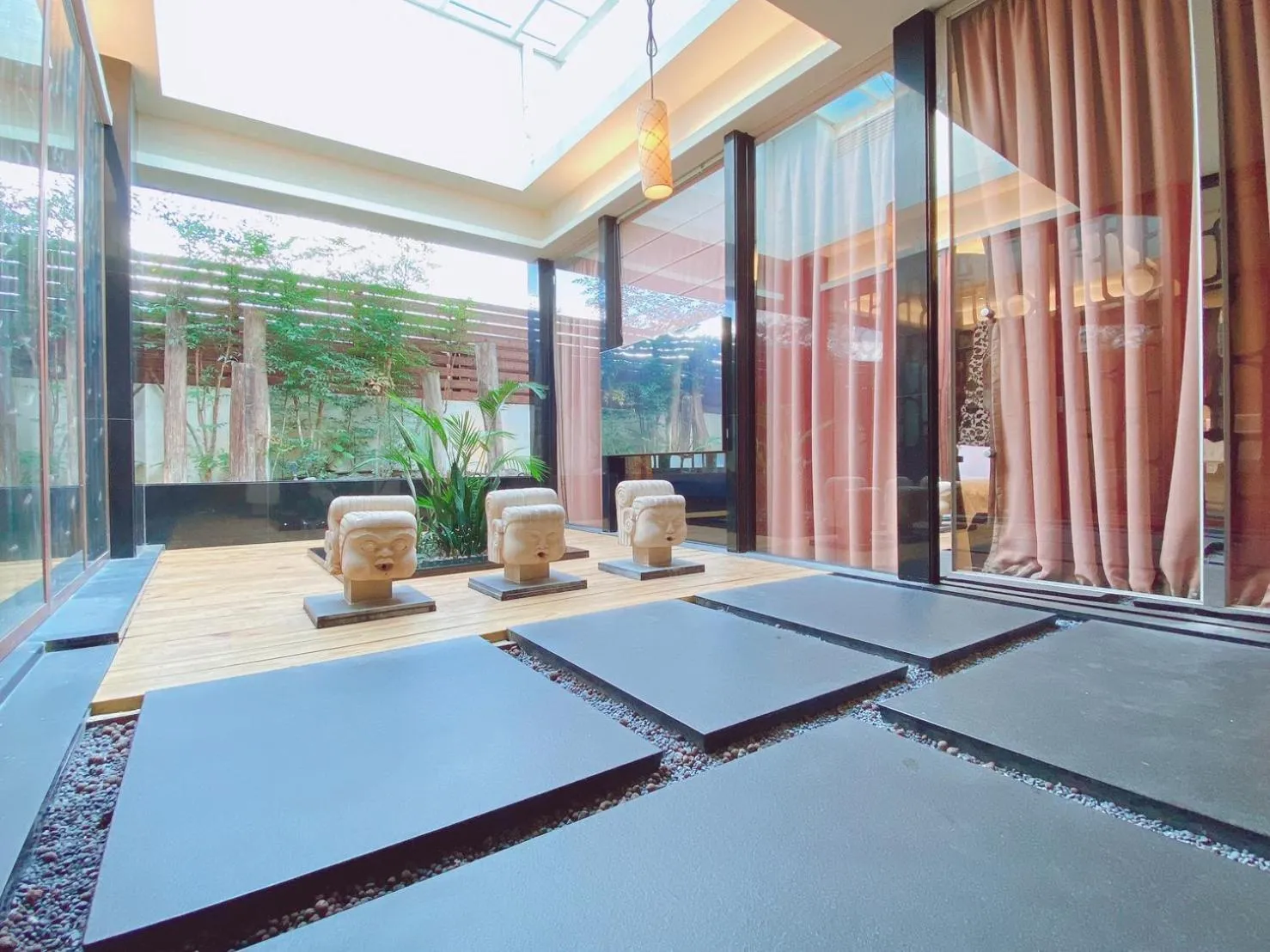 Landmark view in Orient Luxury Villa Motel