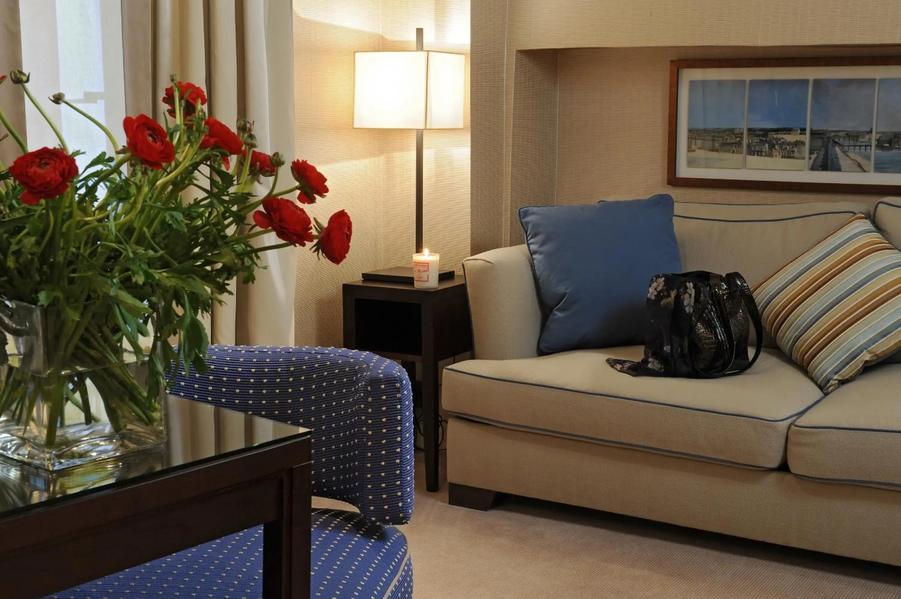 Living room in Folkestone Opéra Living room in Folkestone Opéra