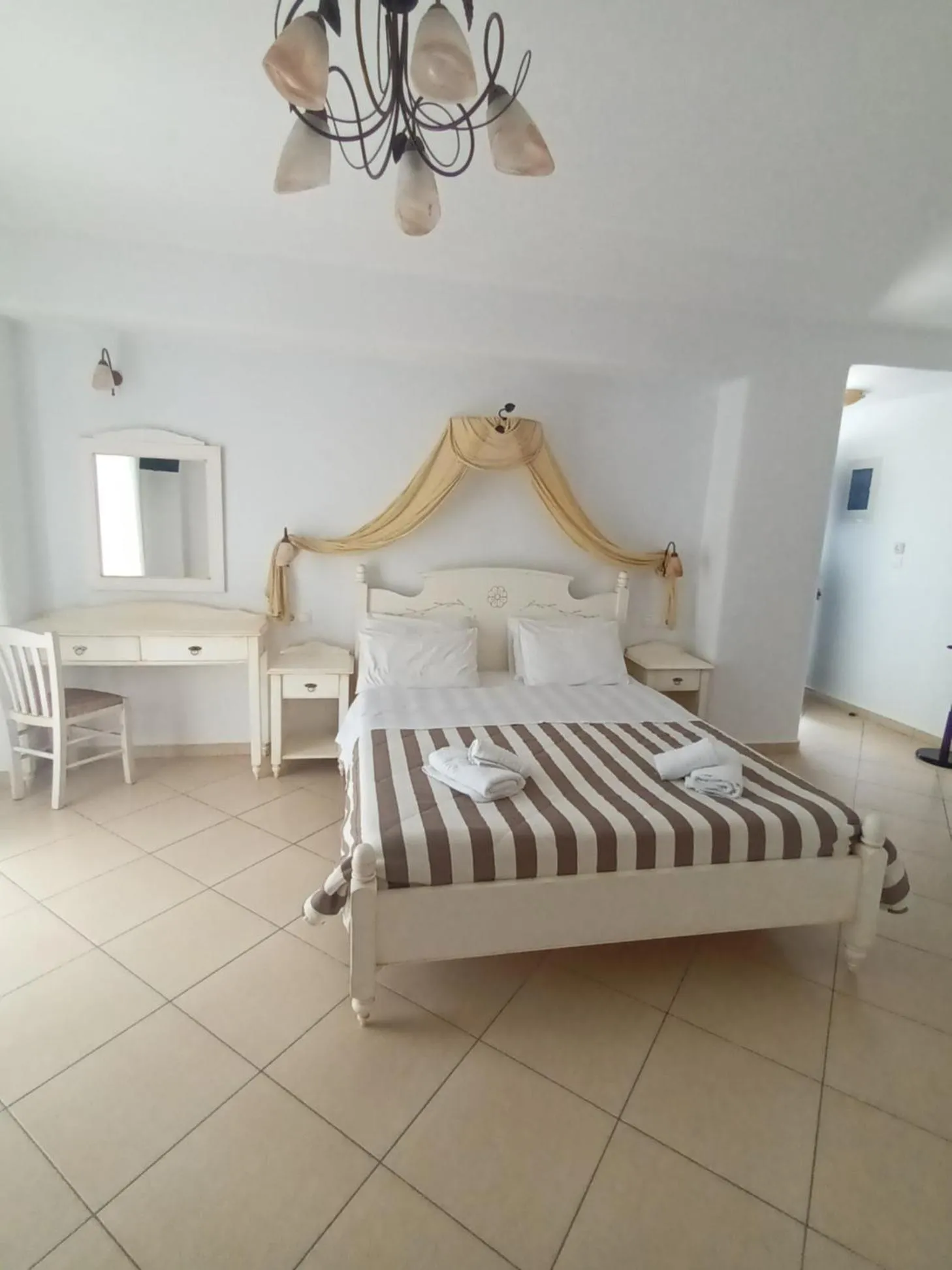 Bed in Theofanis Studios