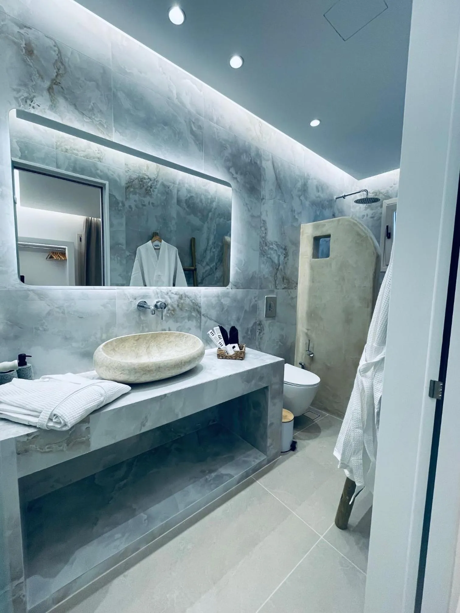 Shower in Theofanis Studios