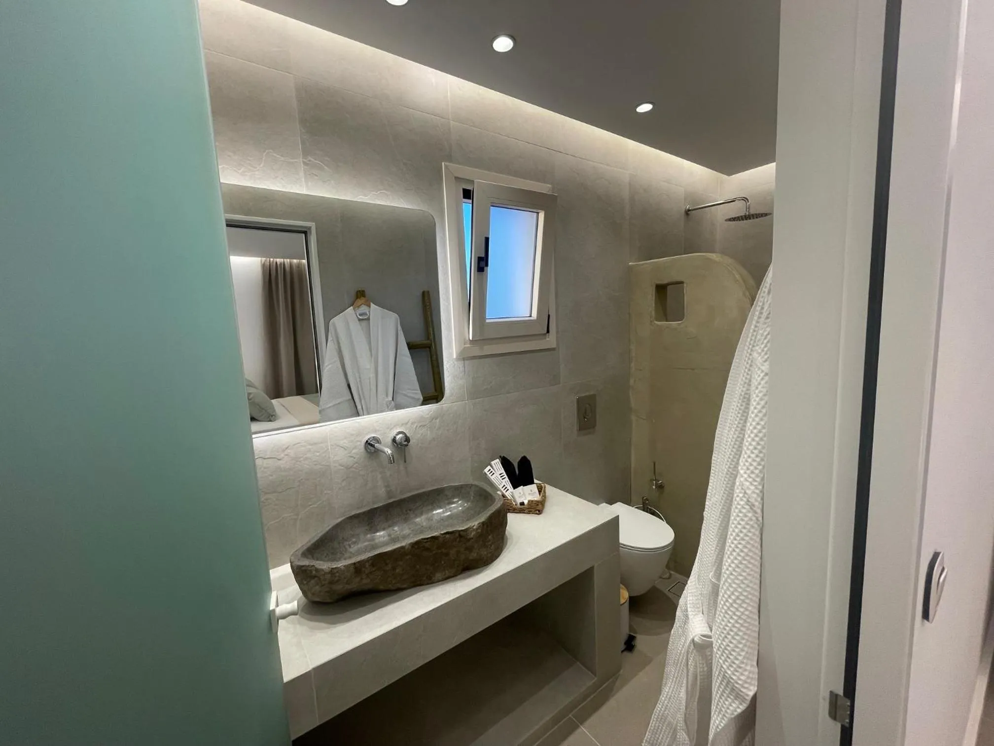 Shower in Theofanis Studios