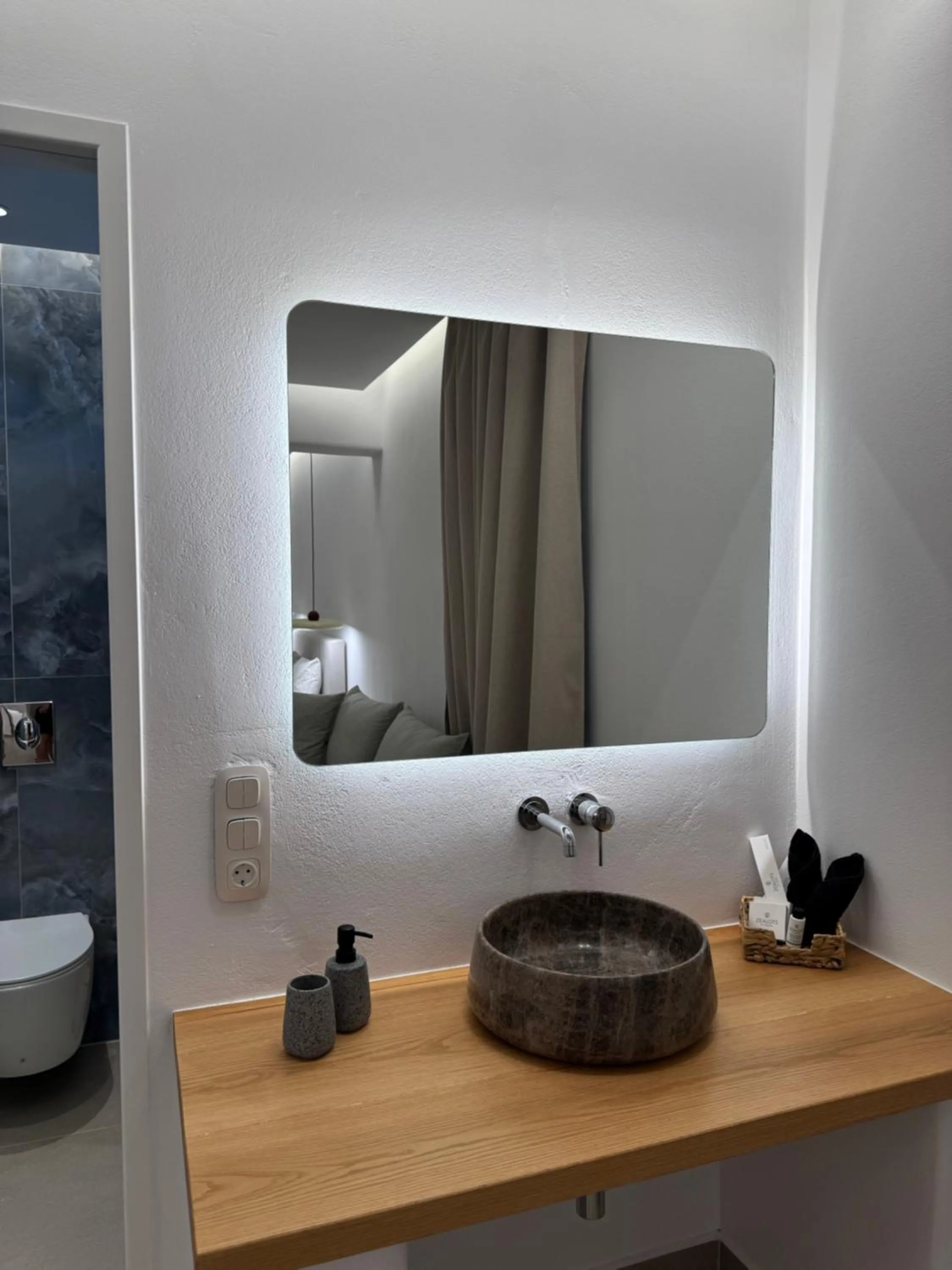 Bathroom in Theofanis Studios