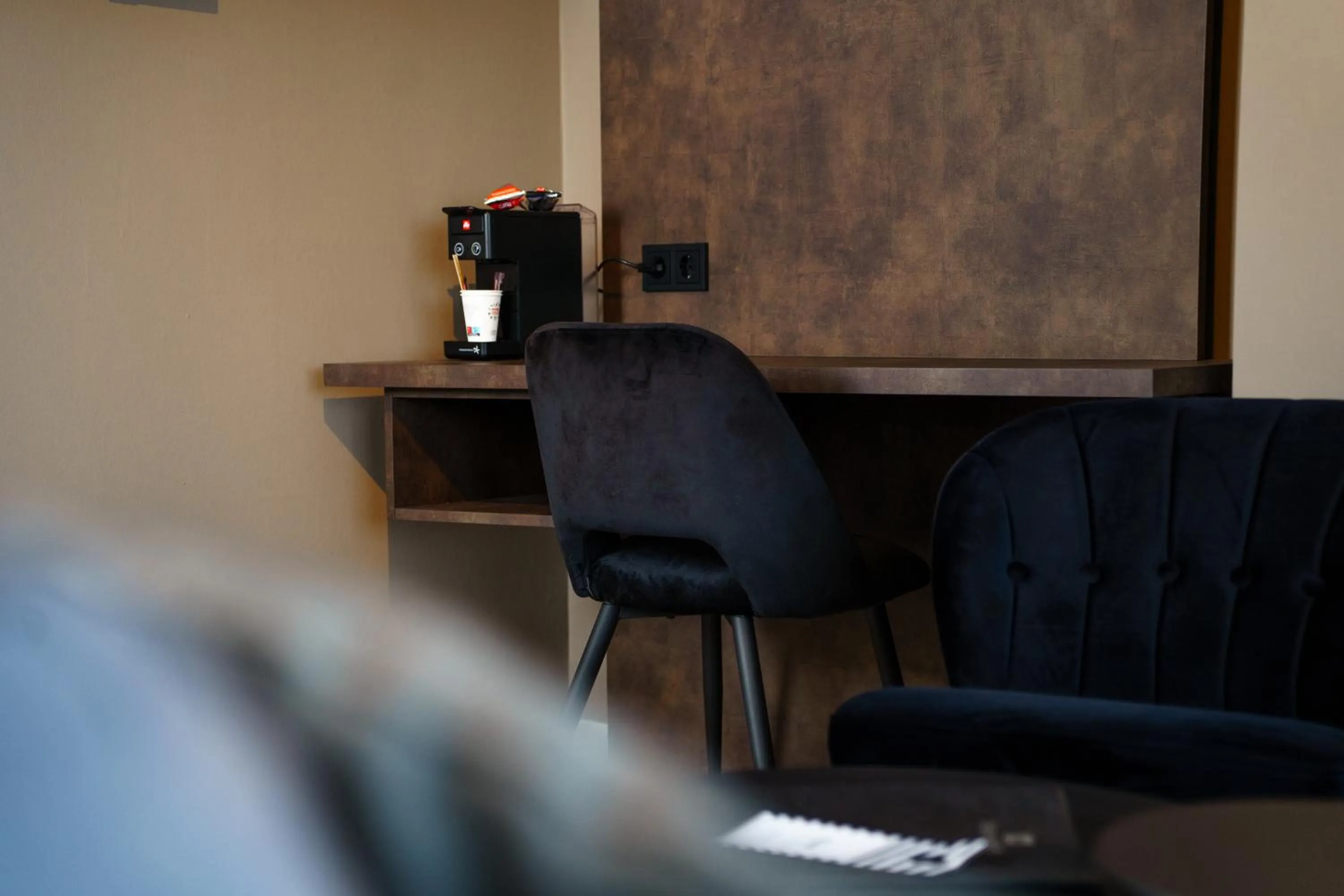 Seating area in Hampshire Hotel – Voncken Valkenburg