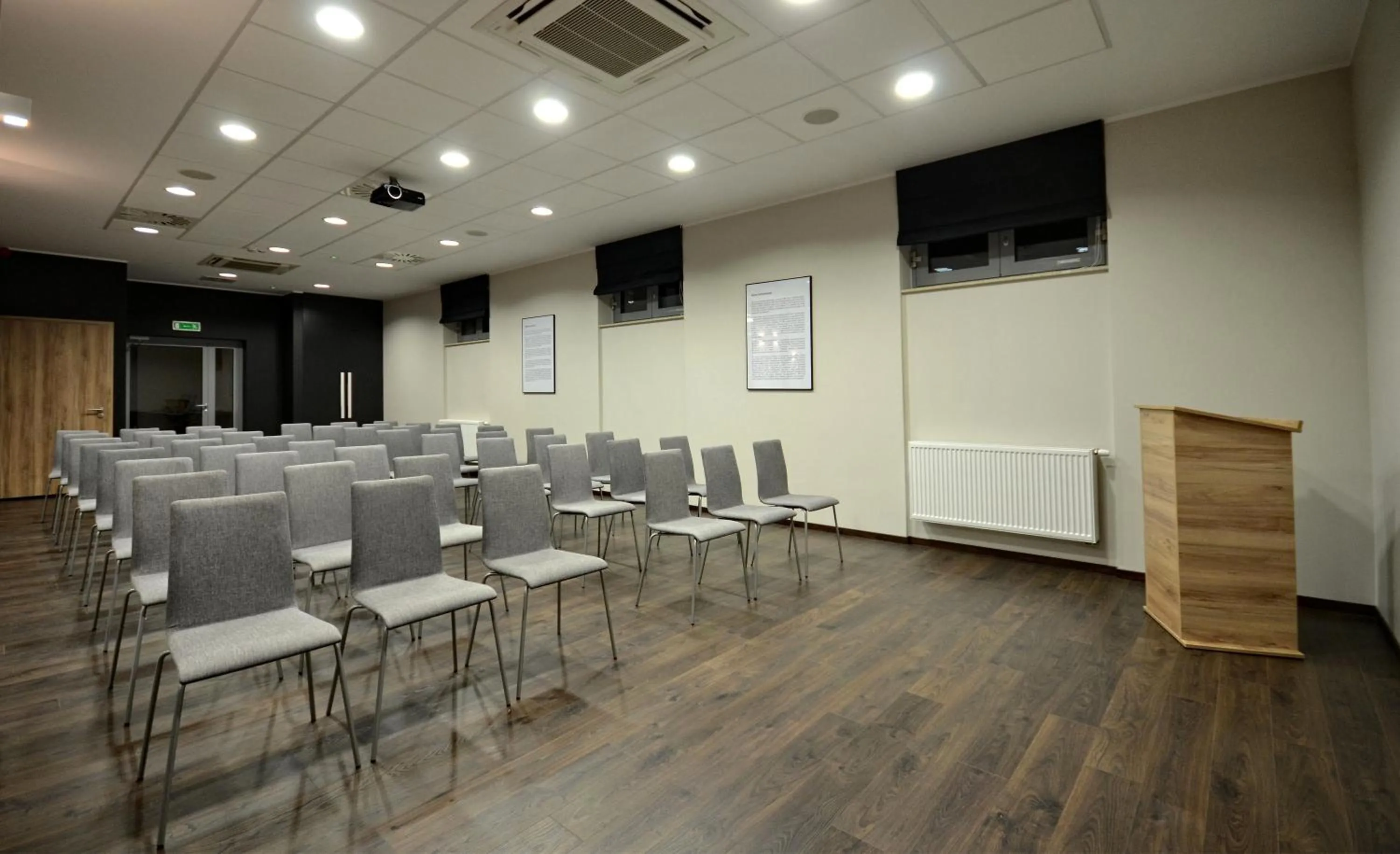 Business facilities in Hotel Maraton