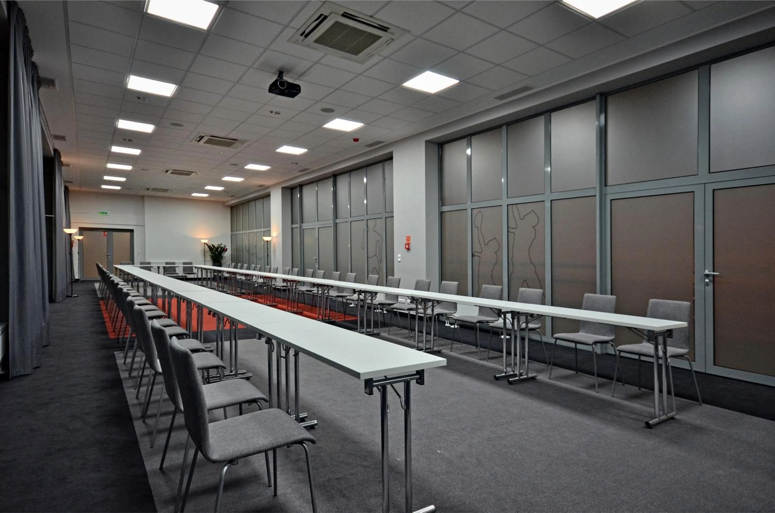 Business facilities in Hotel Maraton