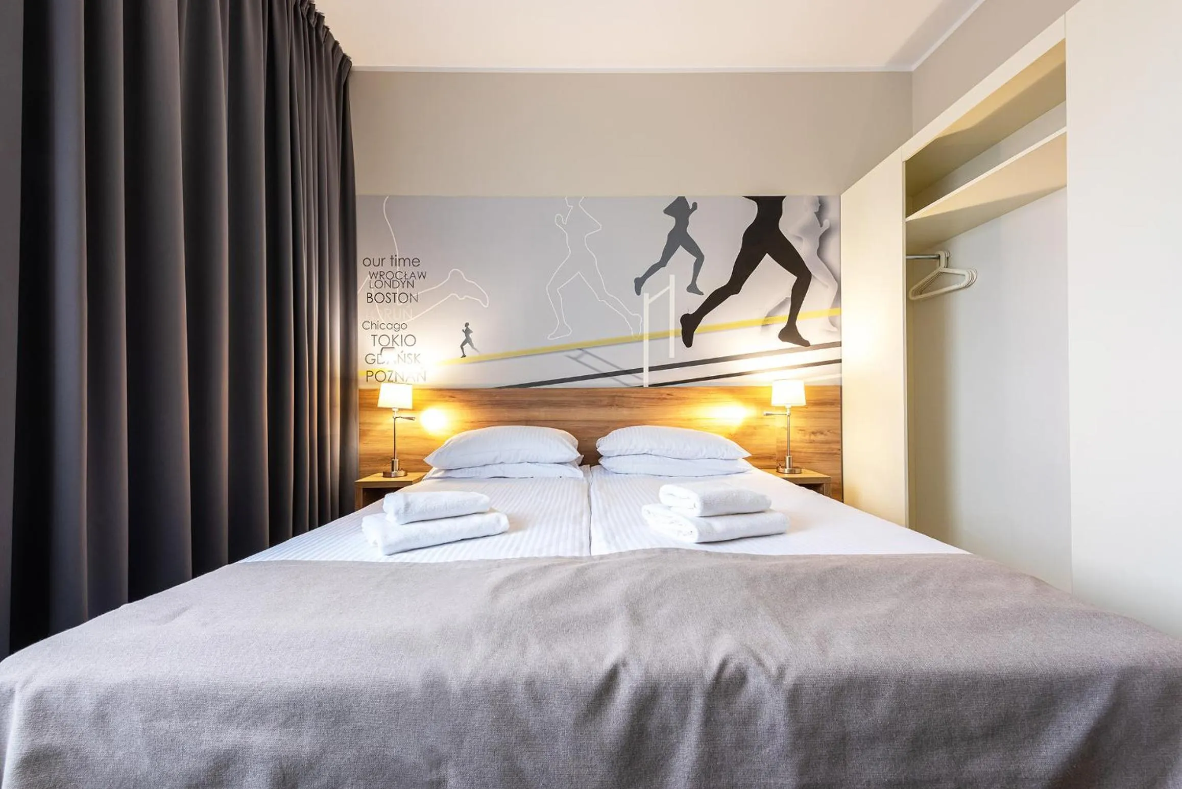 Bed in Hotel Maraton