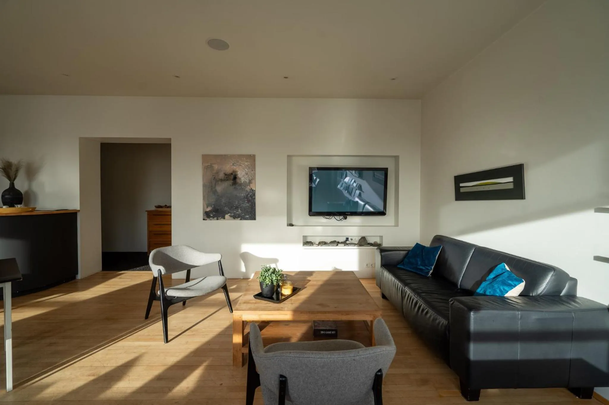 Lounge or bar in Volcano Hotel