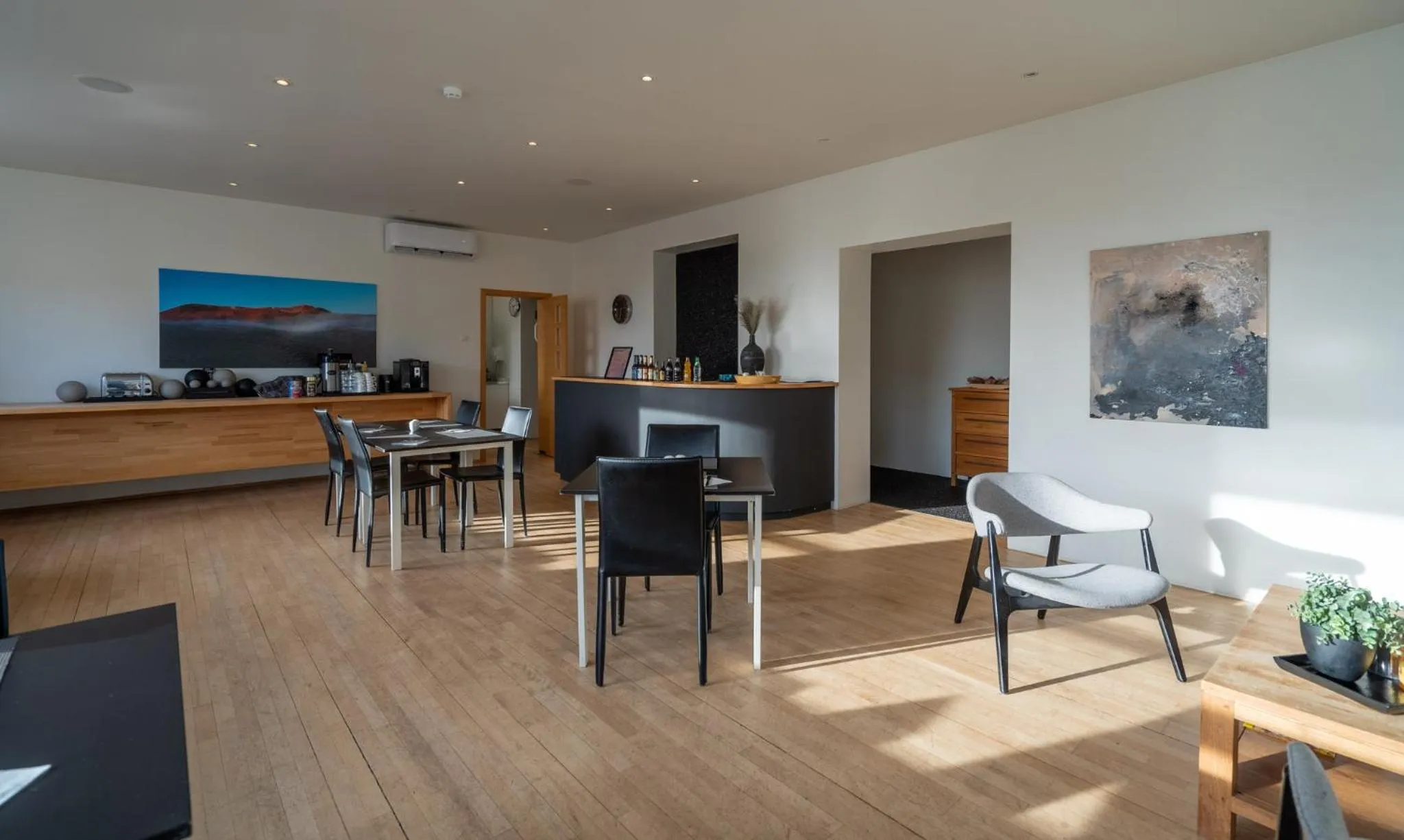 Breakfast in Volcano Hotel