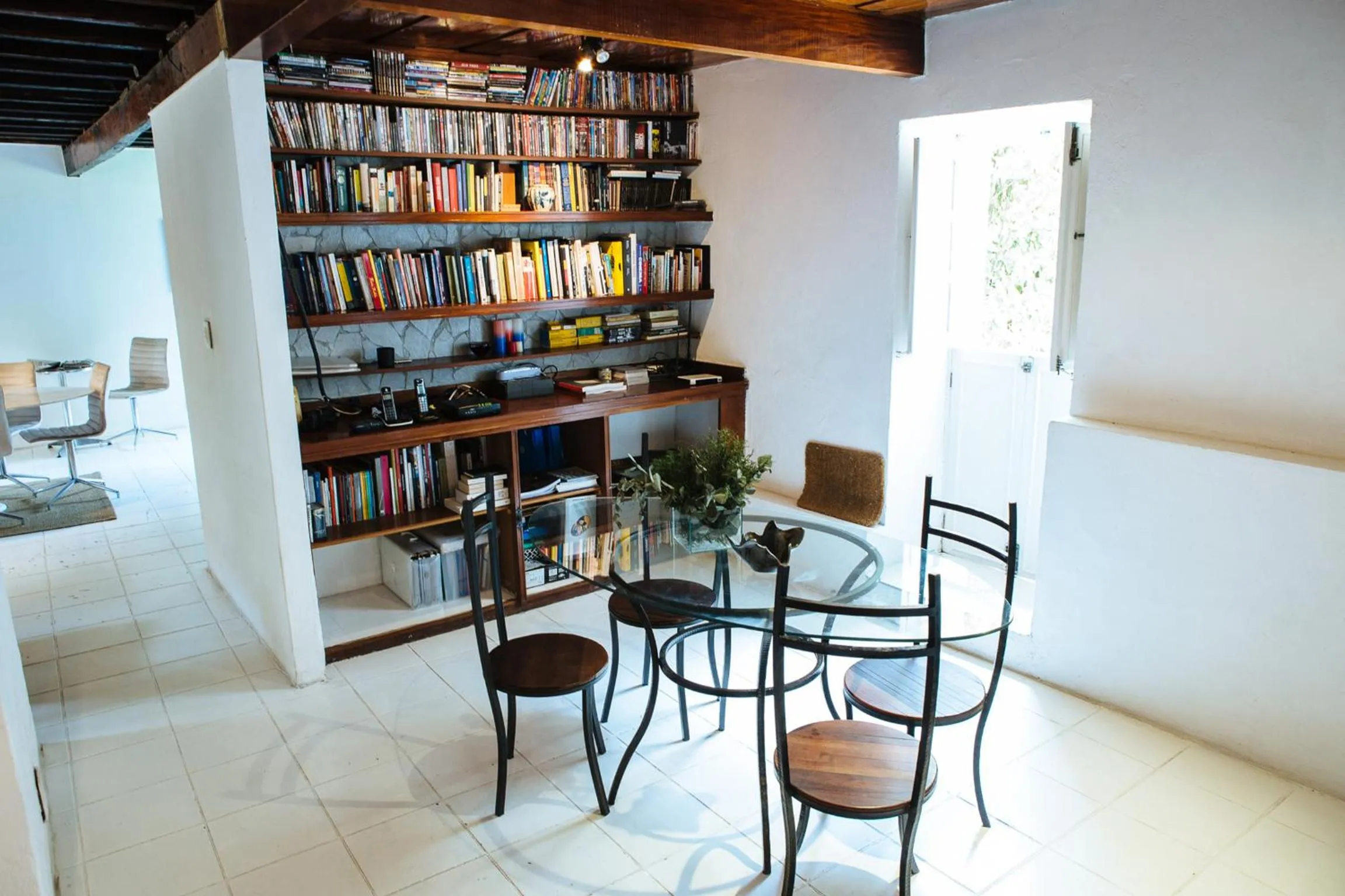 Communal lounge/ TV room in Villa Laurinda
