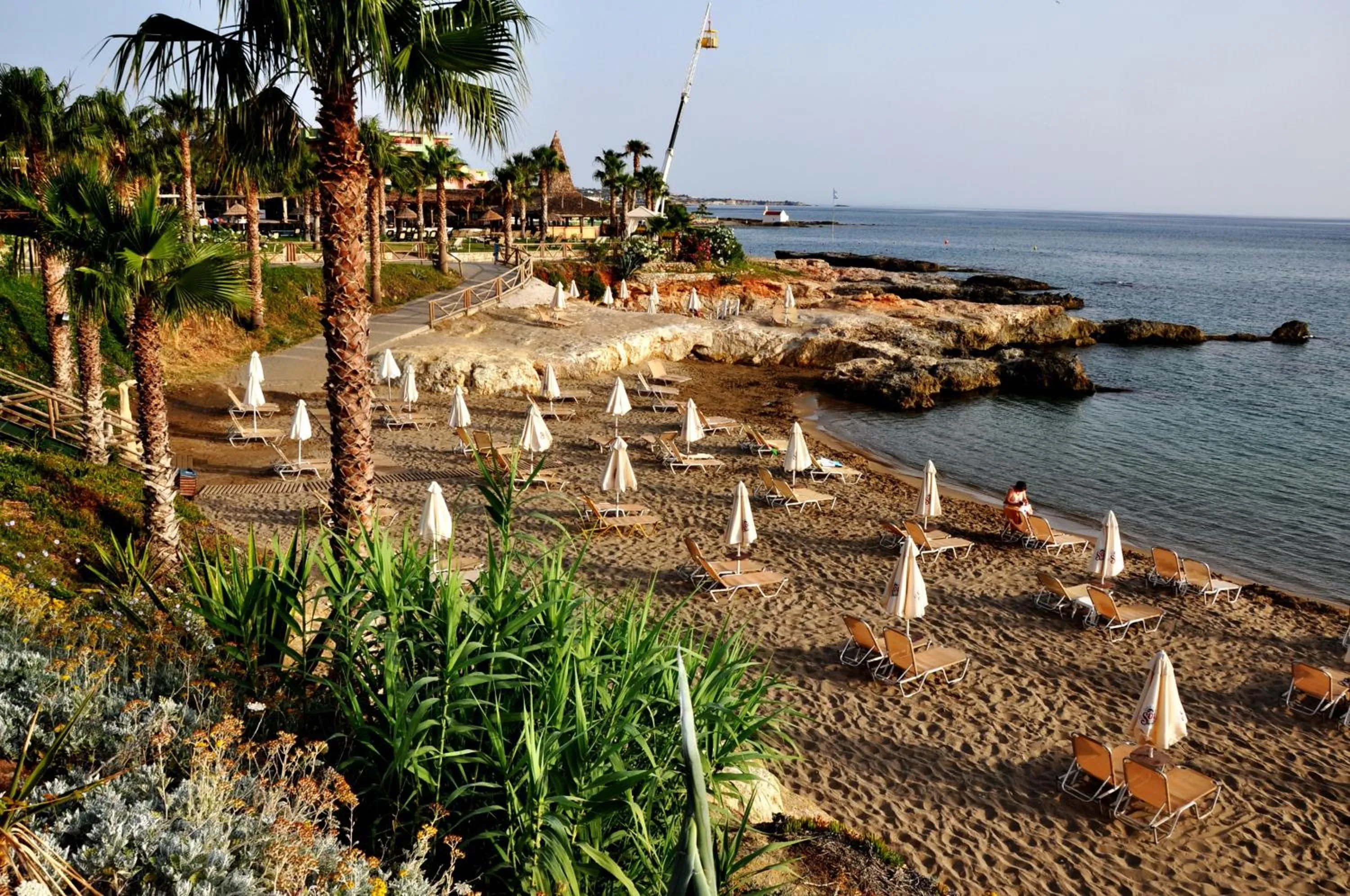 Beach in Heliotrope Apartments