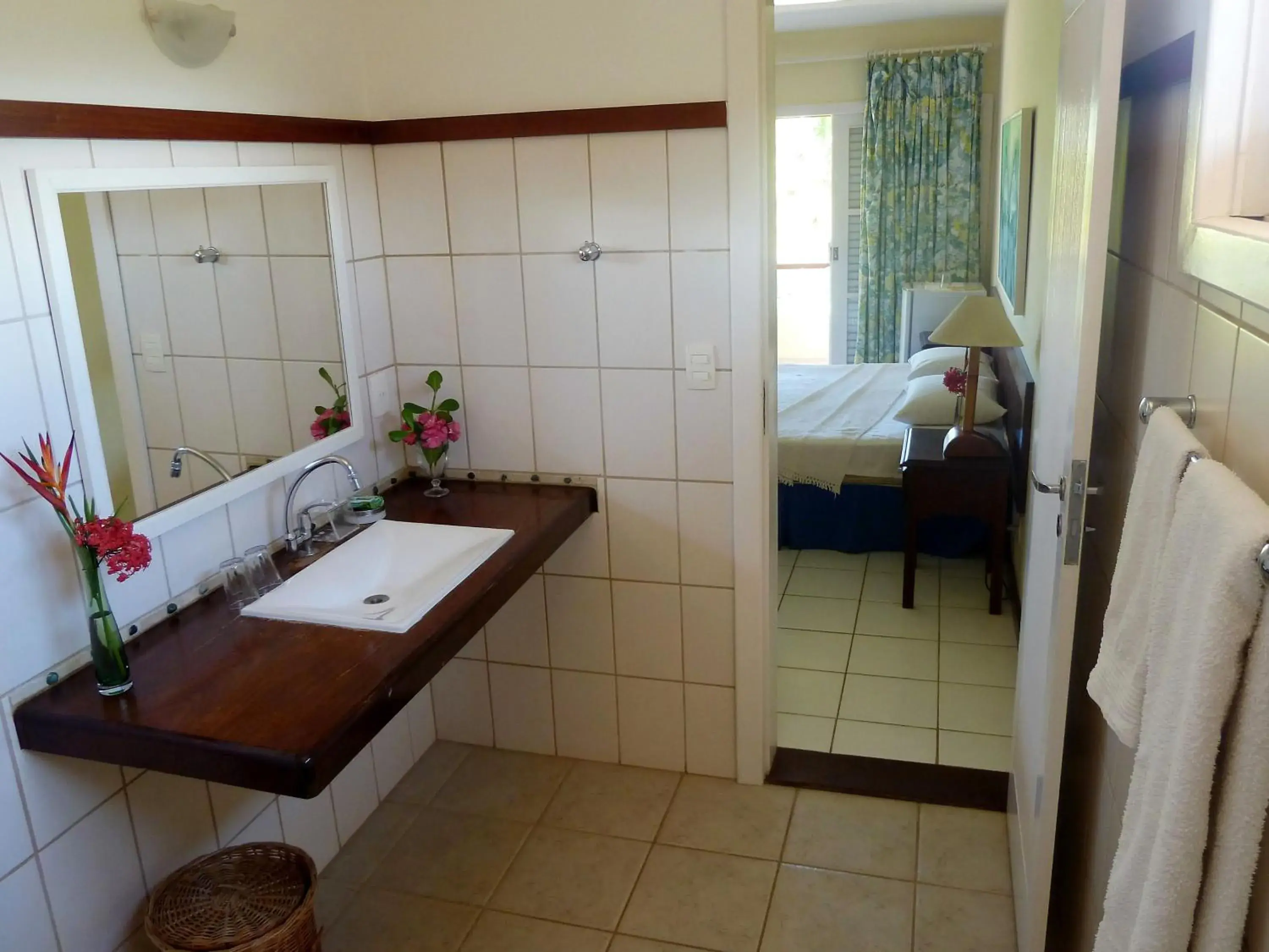 Bathroom, Bed in Grimms Pousada de Contos Bathroom, Bed in Grimms Pousada de Contos