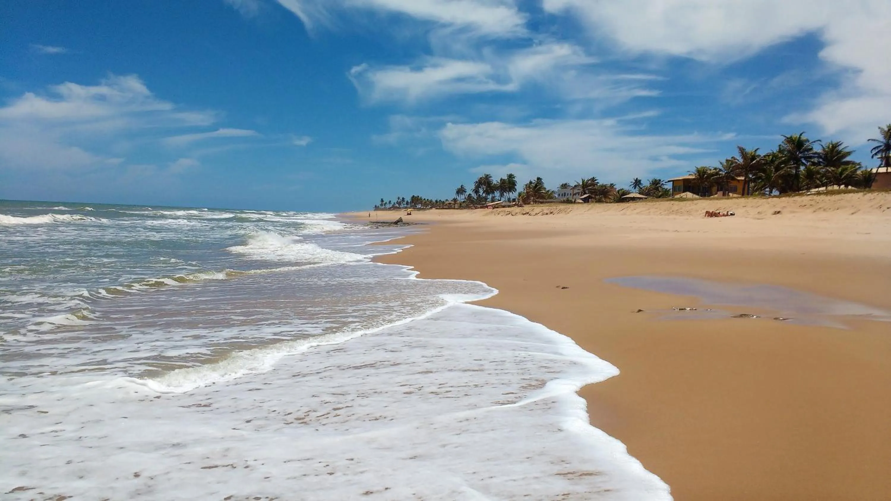 Beach in Grimms Pousada de Contos