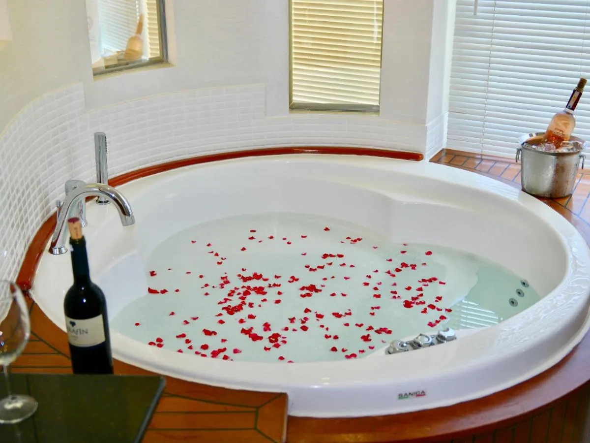 Bath in Göcek Naz Hotel