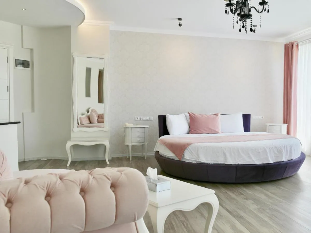 Bed in Göcek Naz Hotel