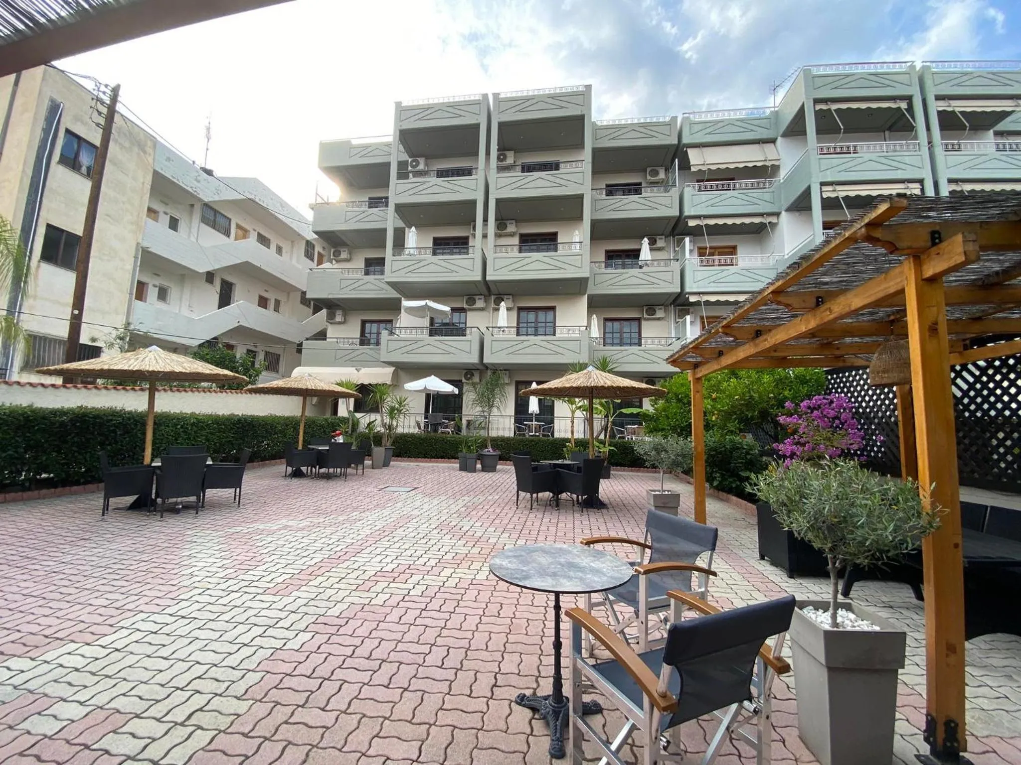 Property building in Hotel Pavlos - Studios