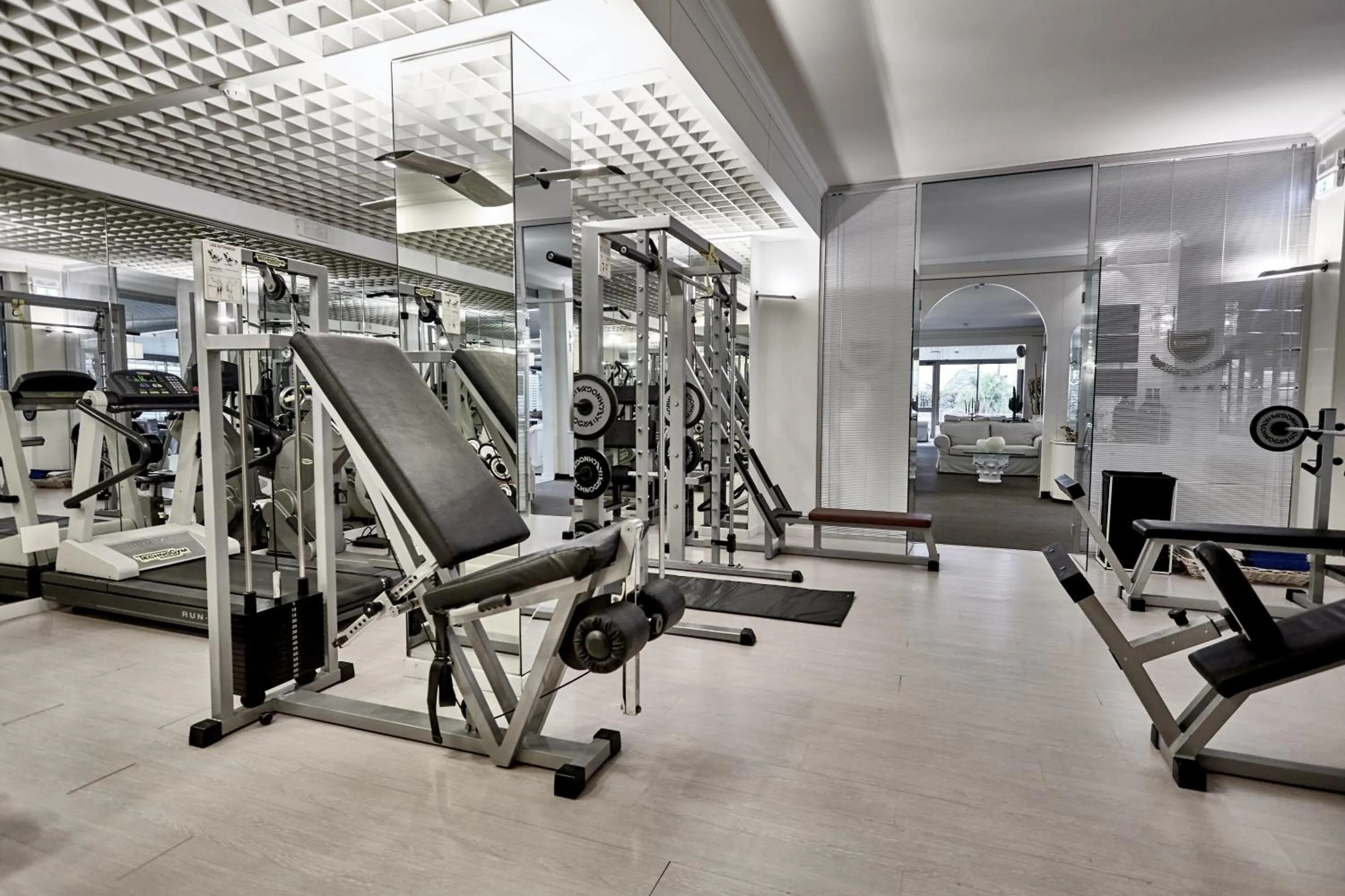 Fitness centre/facilities in Rouge Hotel International