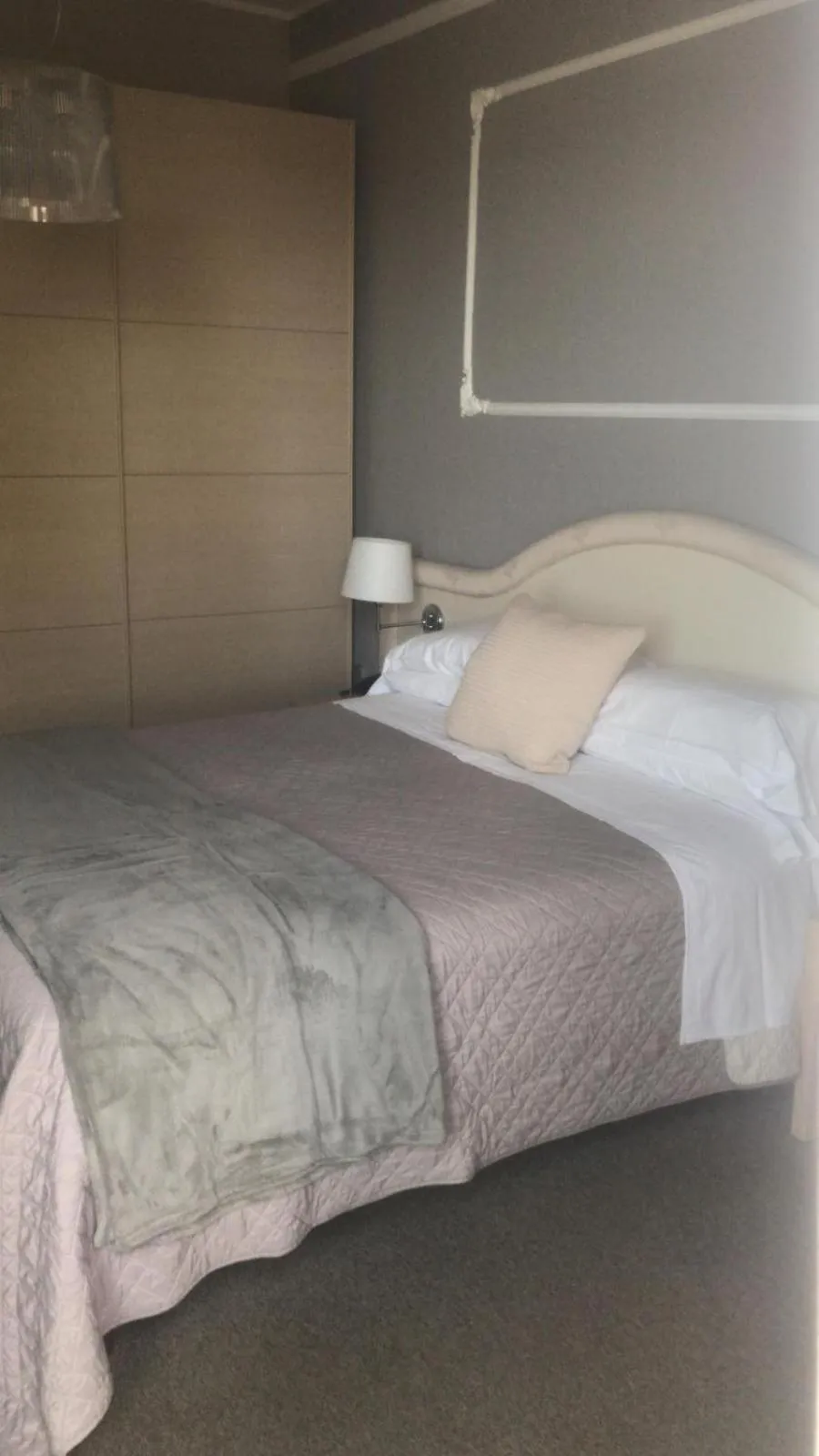 Bed in Rouge Hotel International