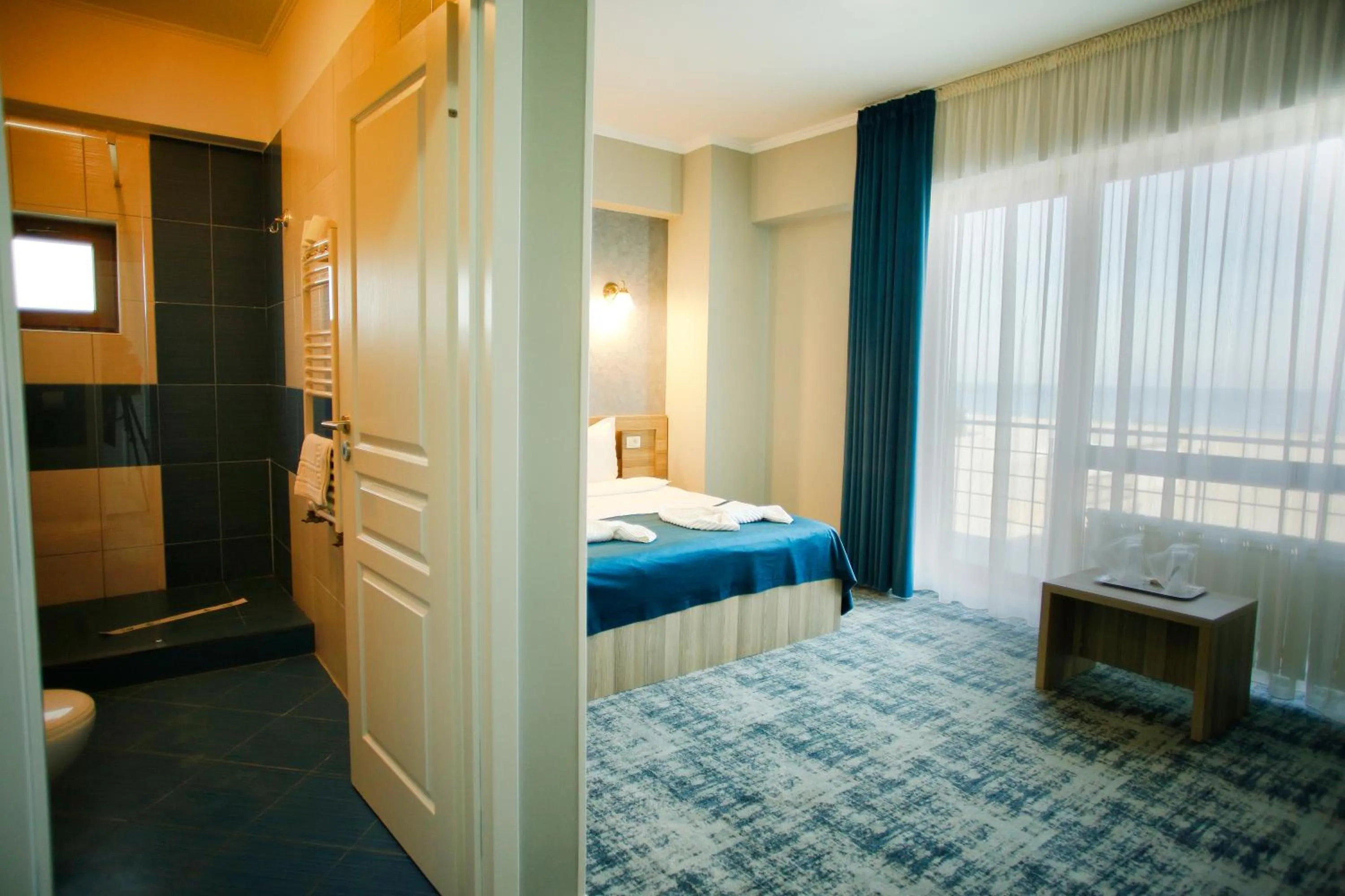 Photo of the whole room, Bed in Hotel Agapi Mamaia