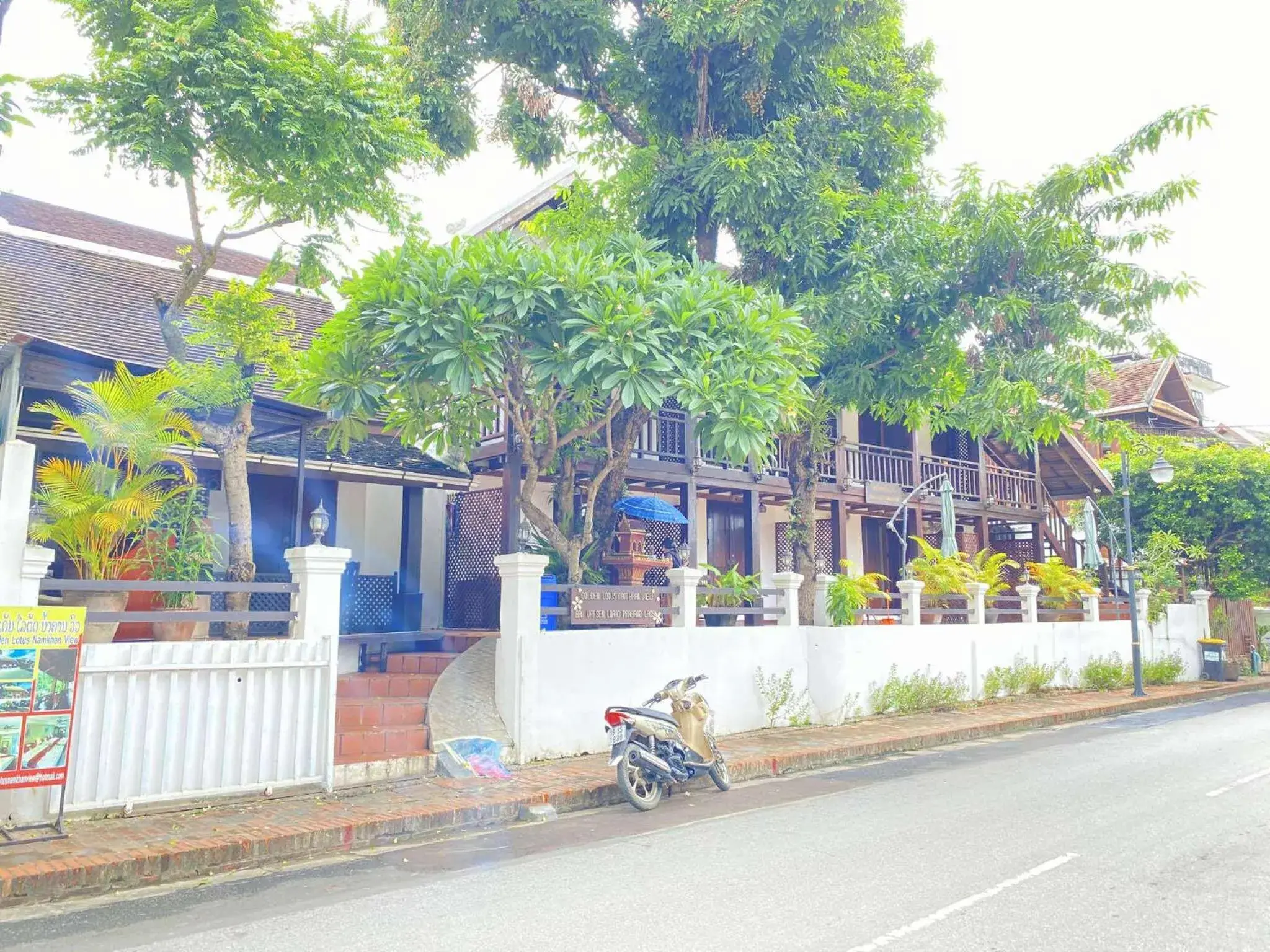 Golden Lotus Namkhan View Golden Lotus Namkhan View