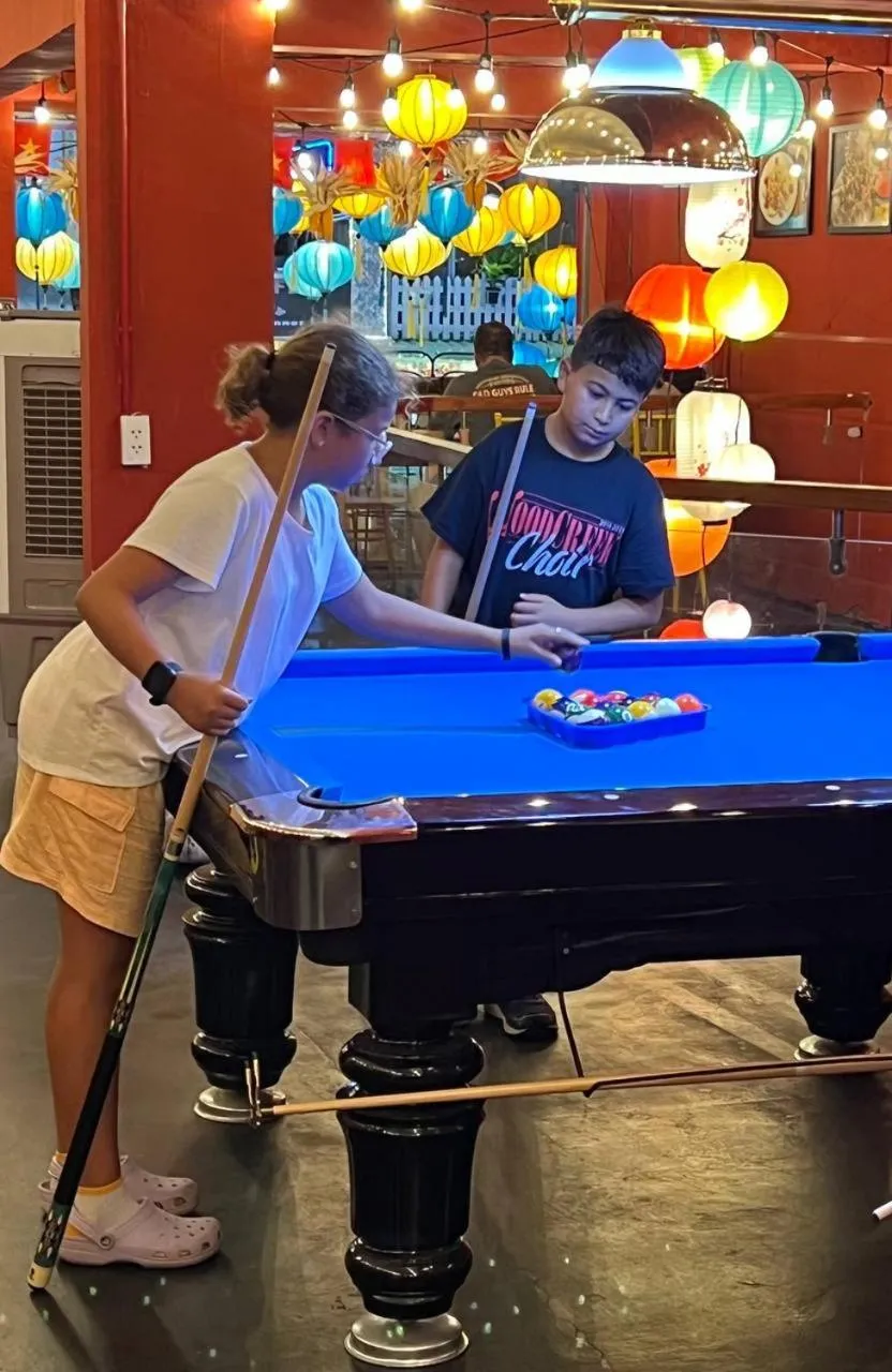 Restaurant/places to eat in THE RICE HOTEL