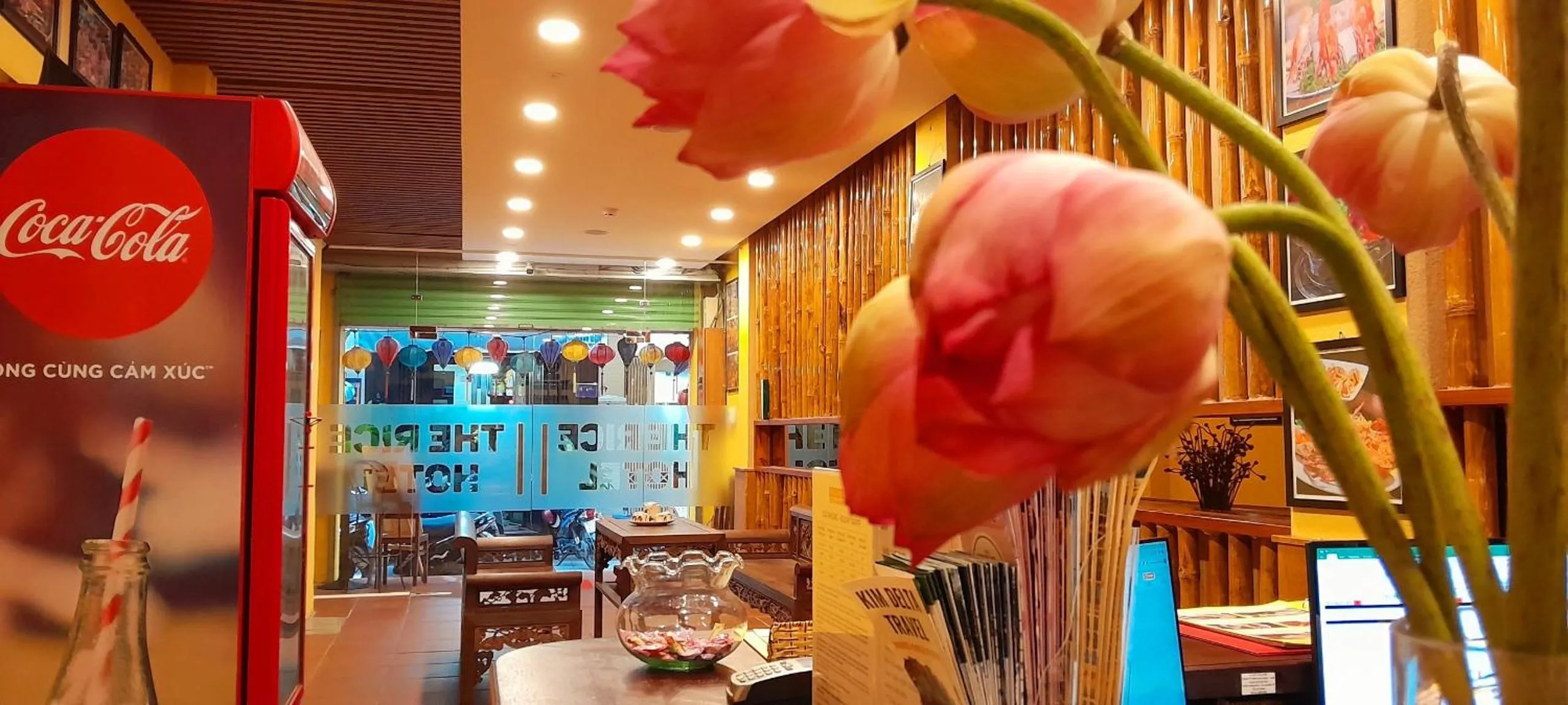 Communal lounge/ TV room in THE RICE HOTEL