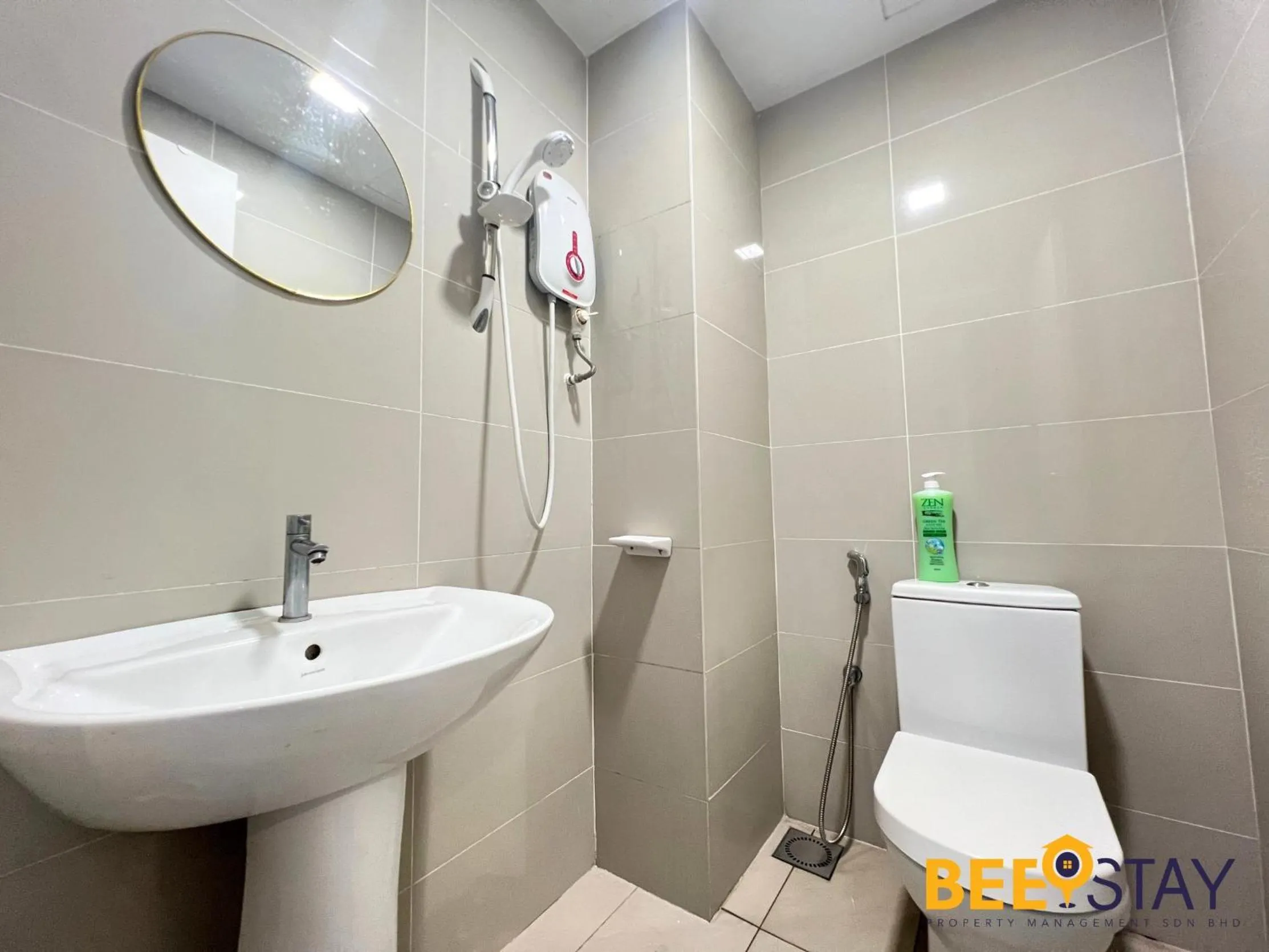 Bathroom in The Scott Garden Kuala Lumpur by BeeStay Management