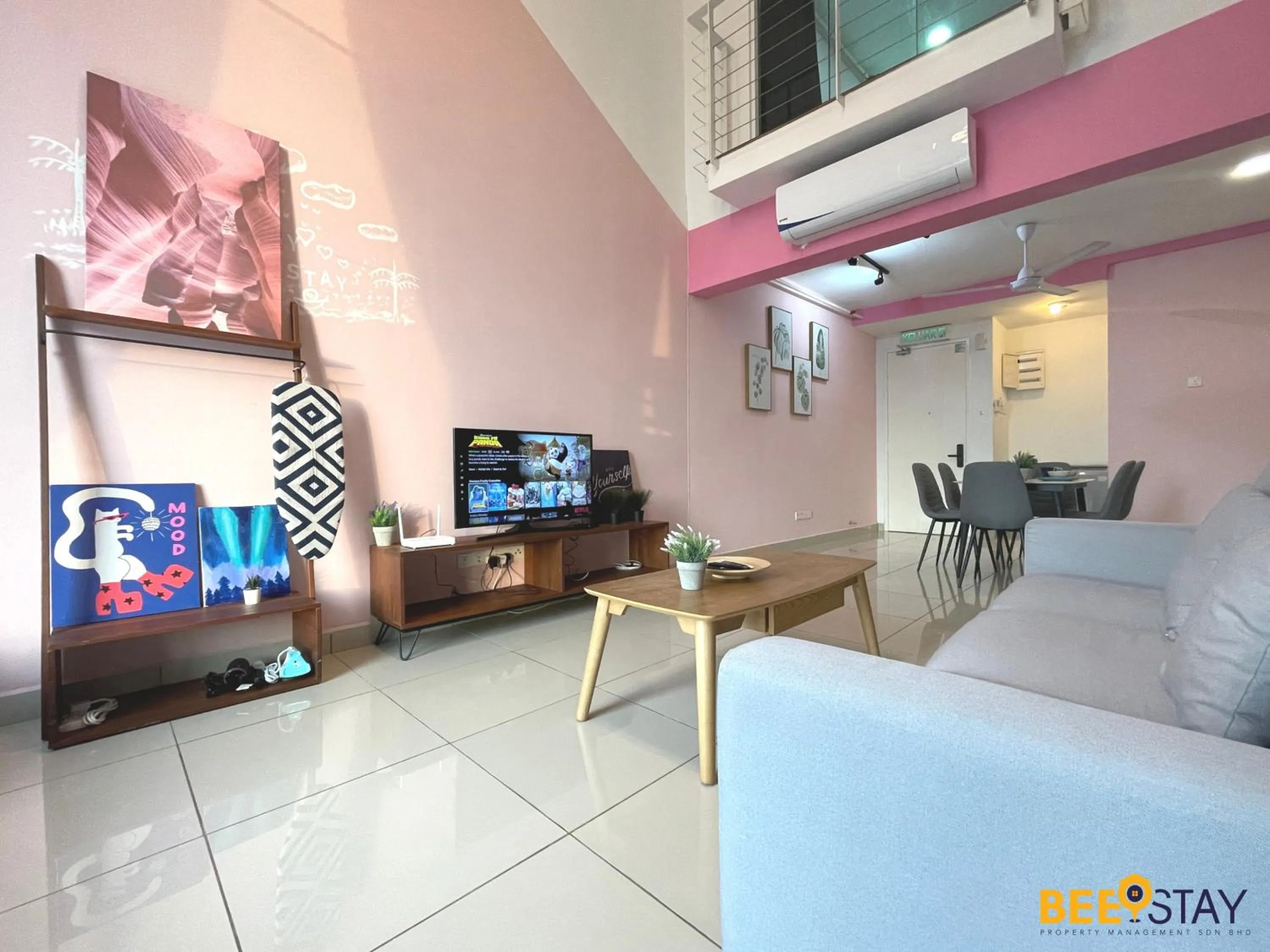Living room in The Scott Garden Kuala Lumpur by BeeStay Management