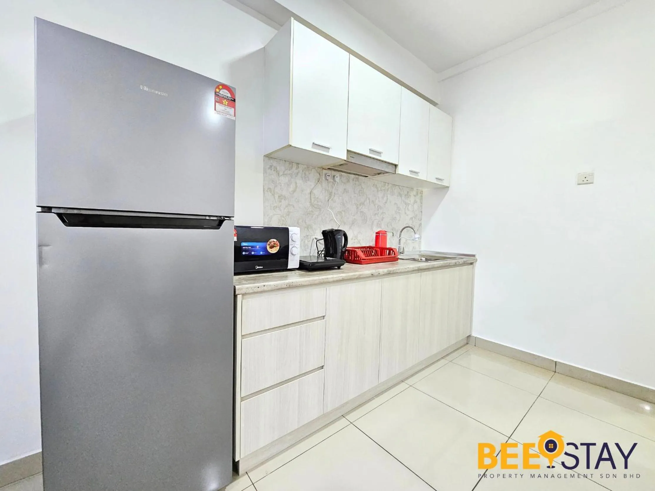 Kitchen or kitchenette in The Scott Garden Kuala Lumpur by BeeStay Management