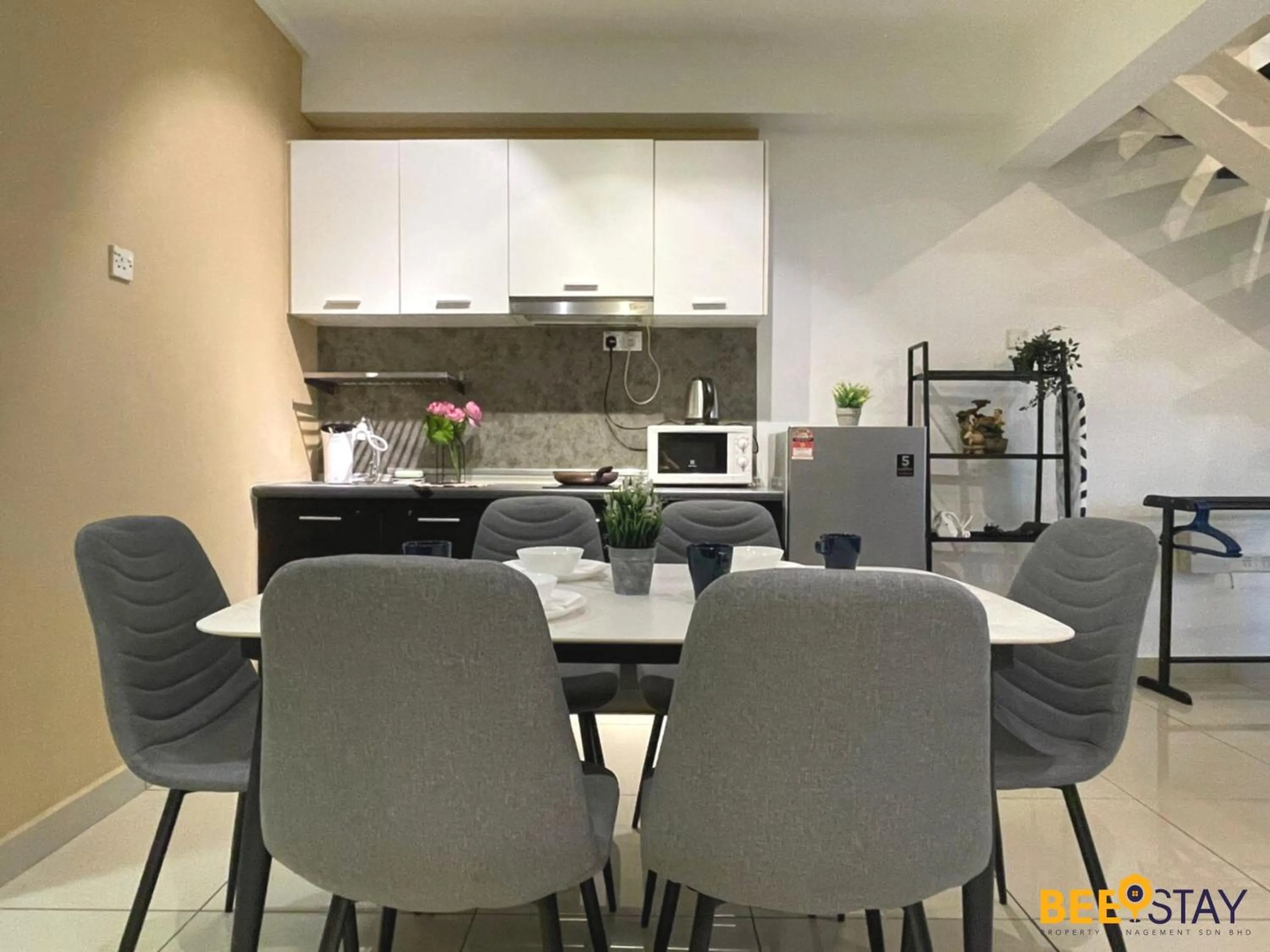 Living room in The Scott Garden Kuala Lumpur by BeeStay Management