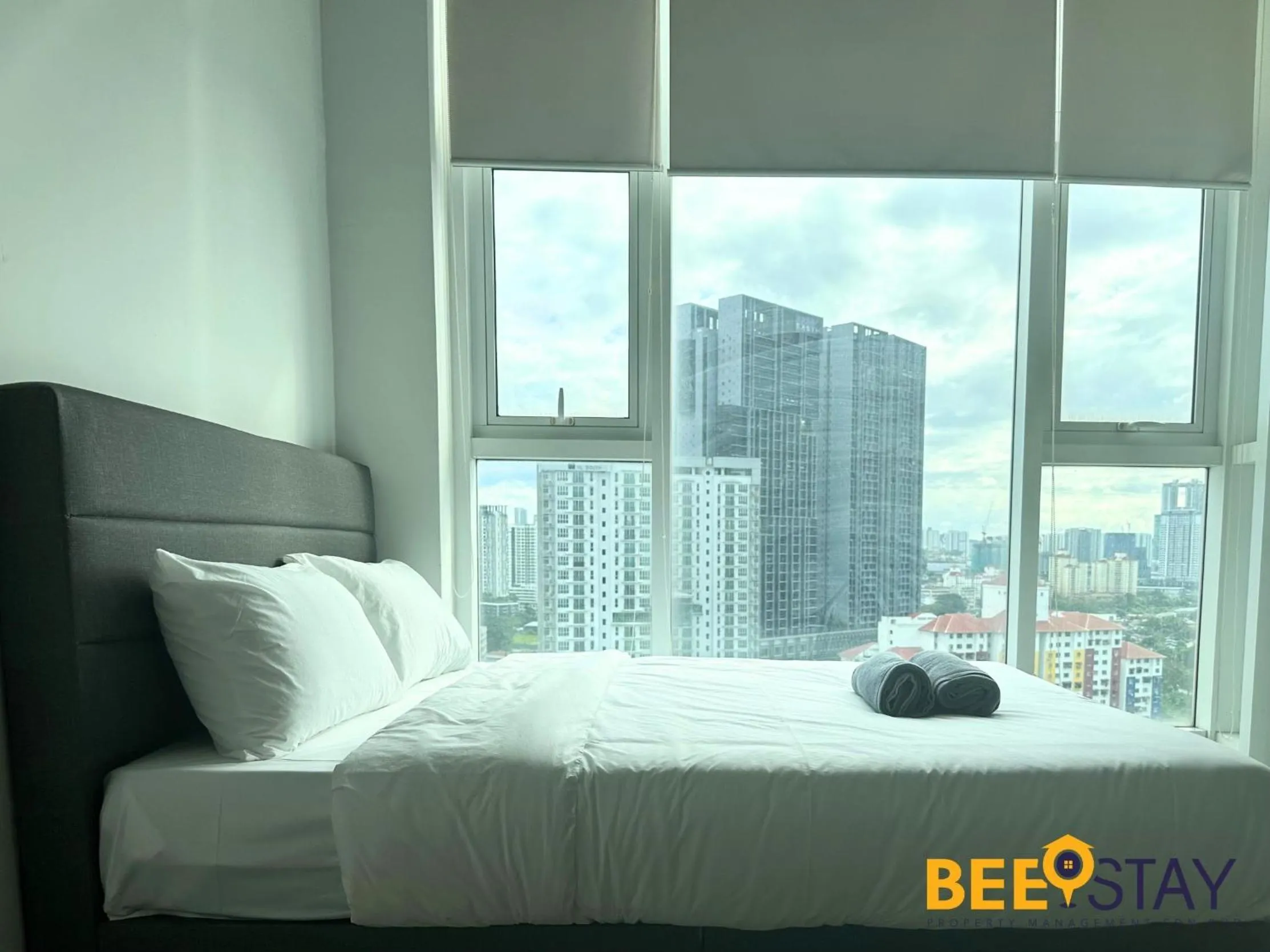 Bedroom, Bed in The Scott Garden Kuala Lumpur by BeeStay Management