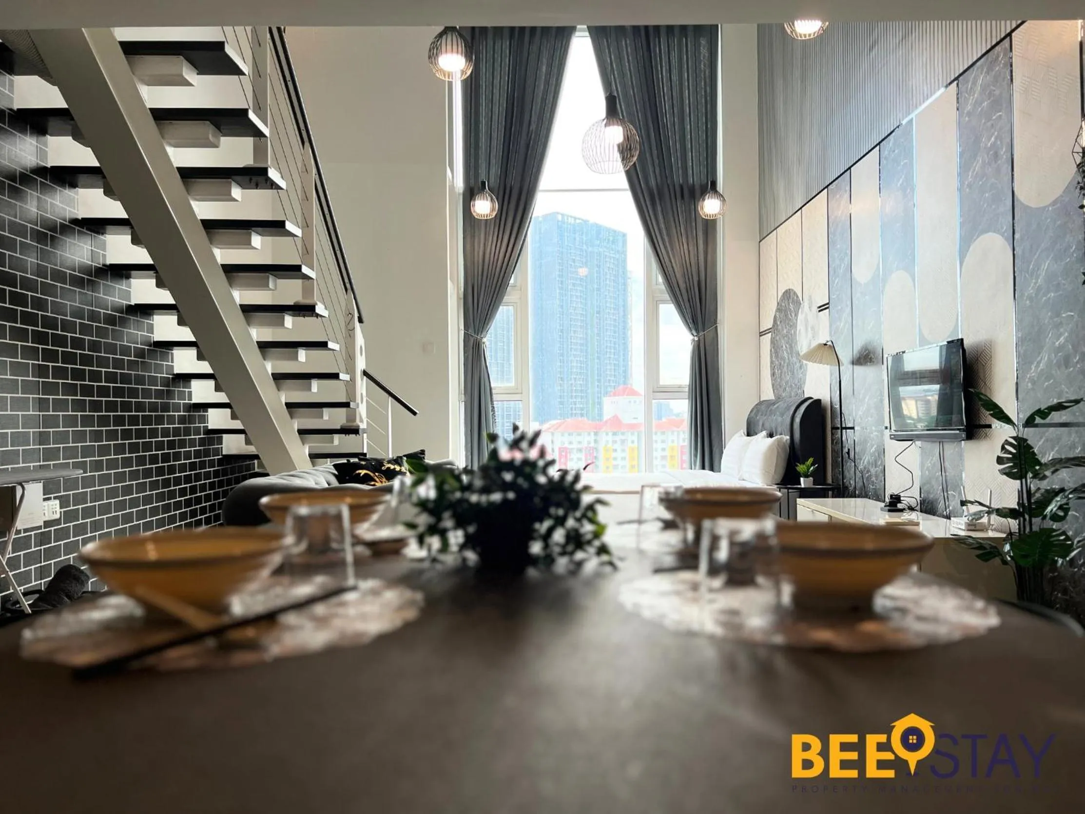 Dining area in The Scott Garden Kuala Lumpur by BeeStay Management