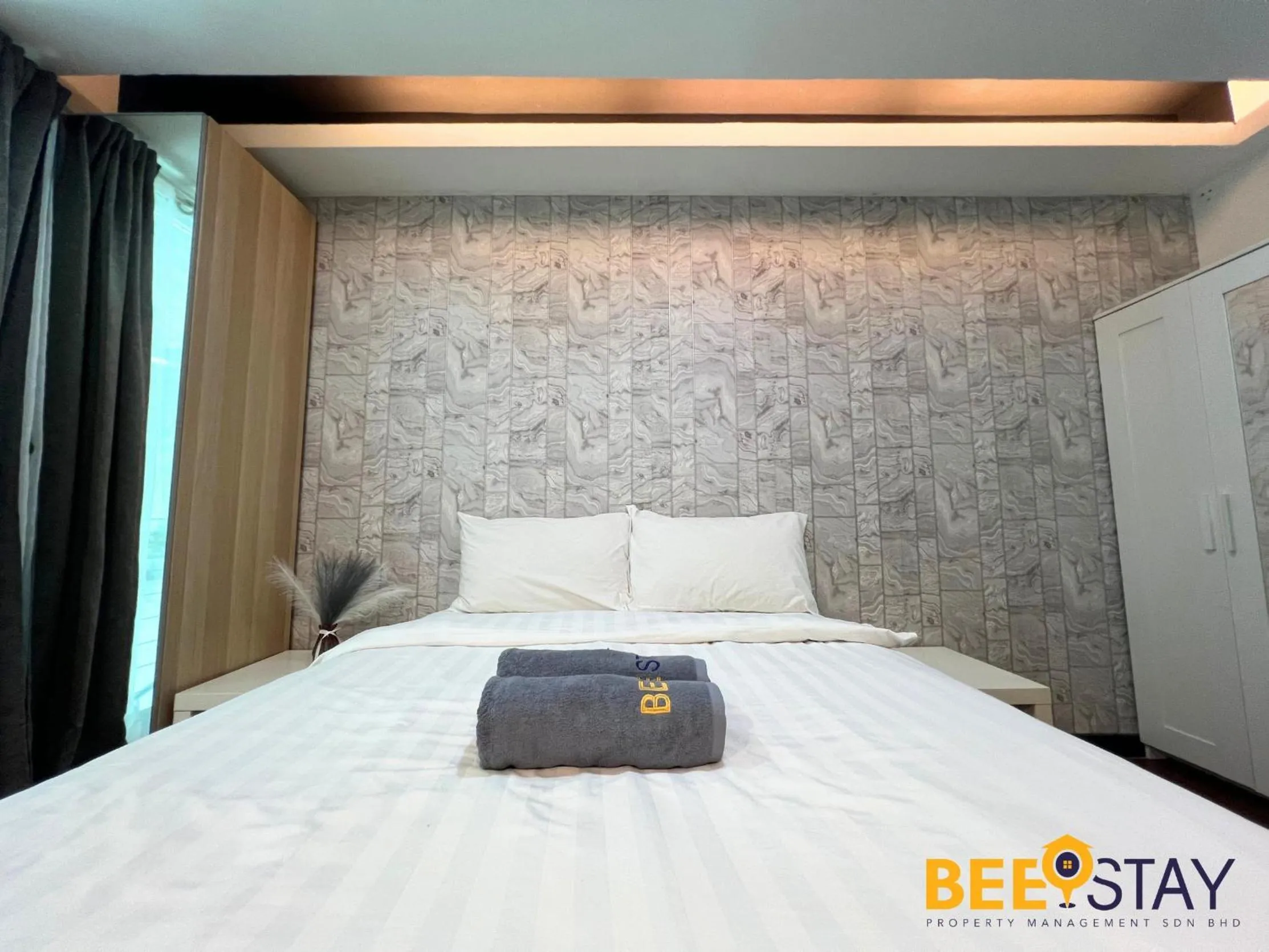 Bedroom, Bed in The Scott Garden Kuala Lumpur by BeeStay Management