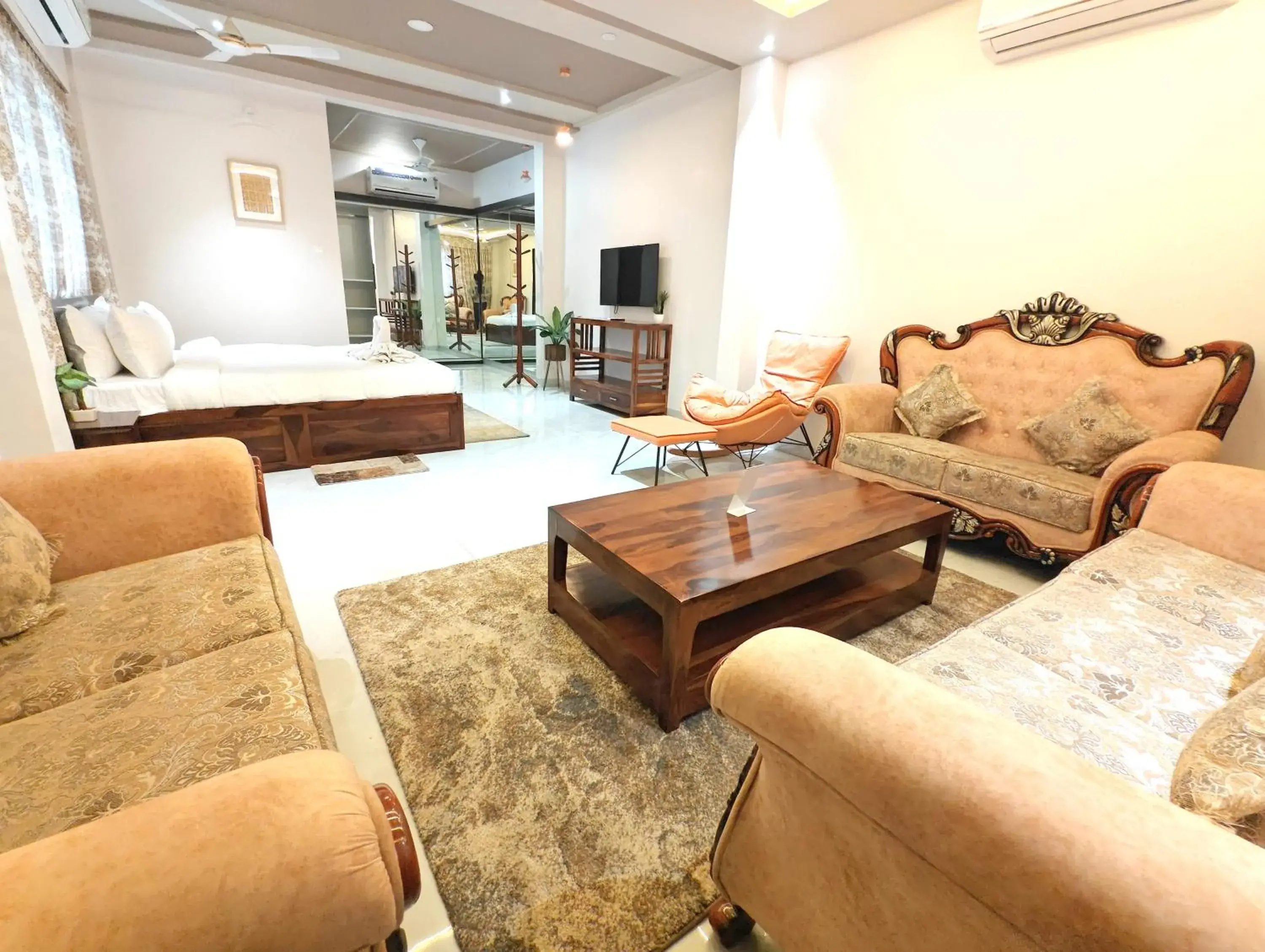 Bed in The Sky Imperial Sethji Ni Wadi Bed in The Sky Imperial Sethji Ni Wadi