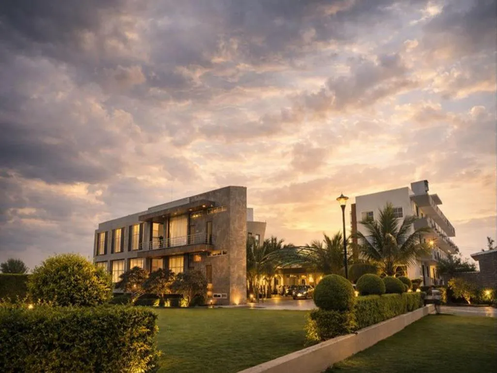 Property building in The Sky Imperial Sethji Ni Wadi