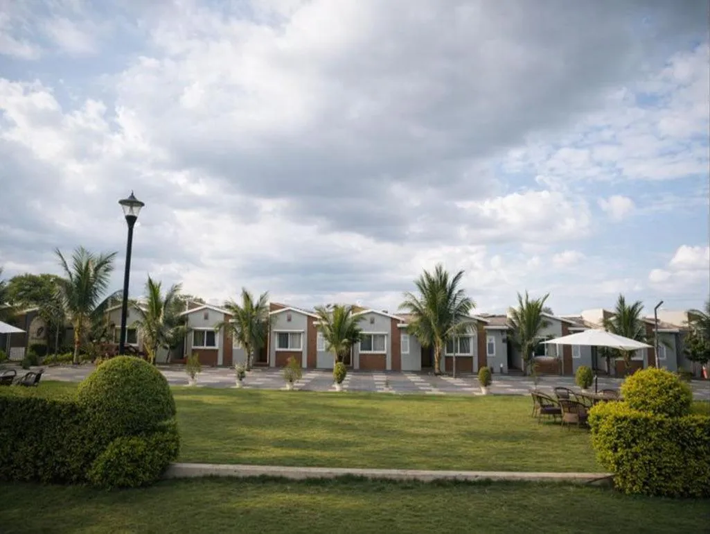 Property building in The Sky Imperial Sethji Ni Wadi