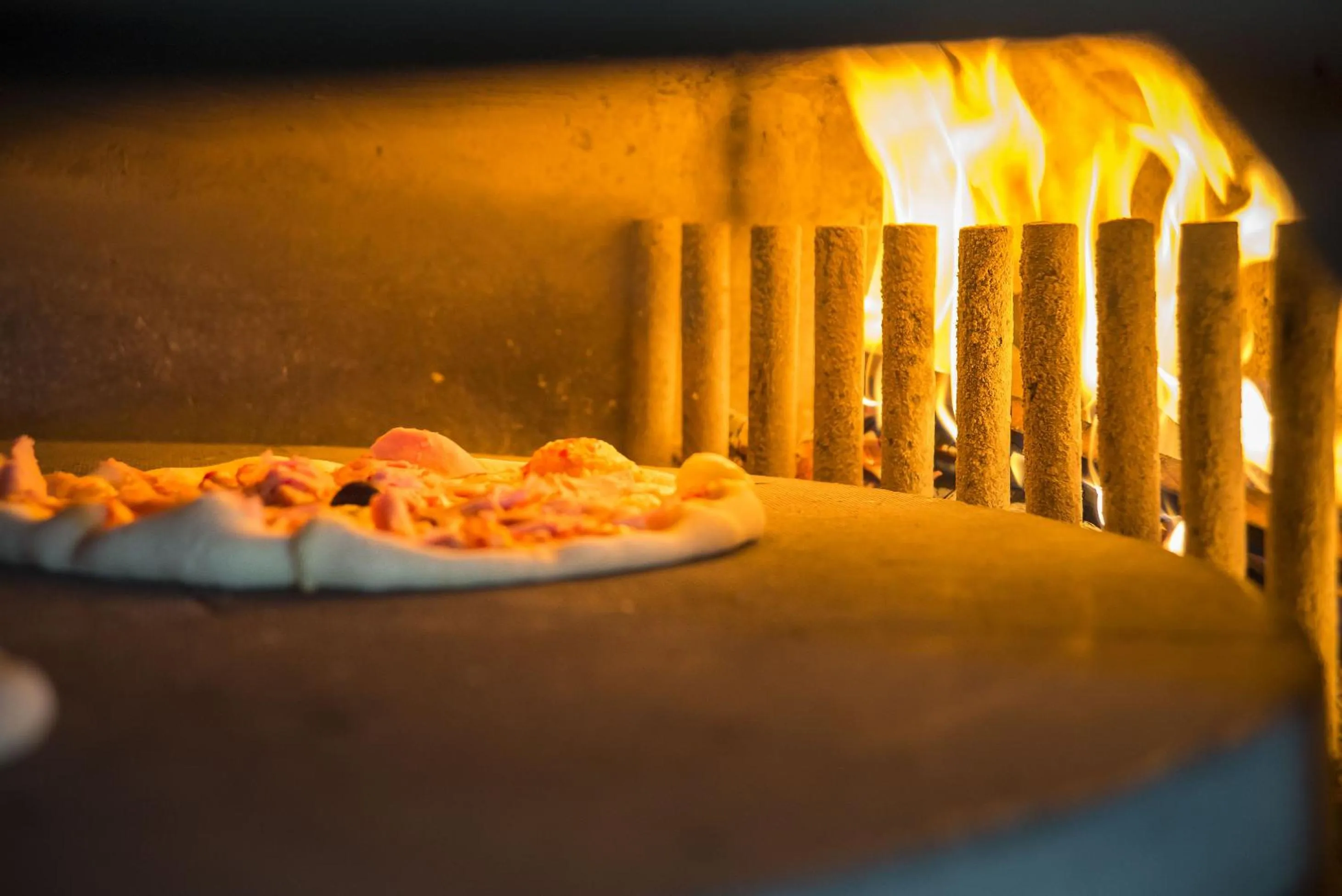 Restaurant/places to eat in Holiday Centre Bi village