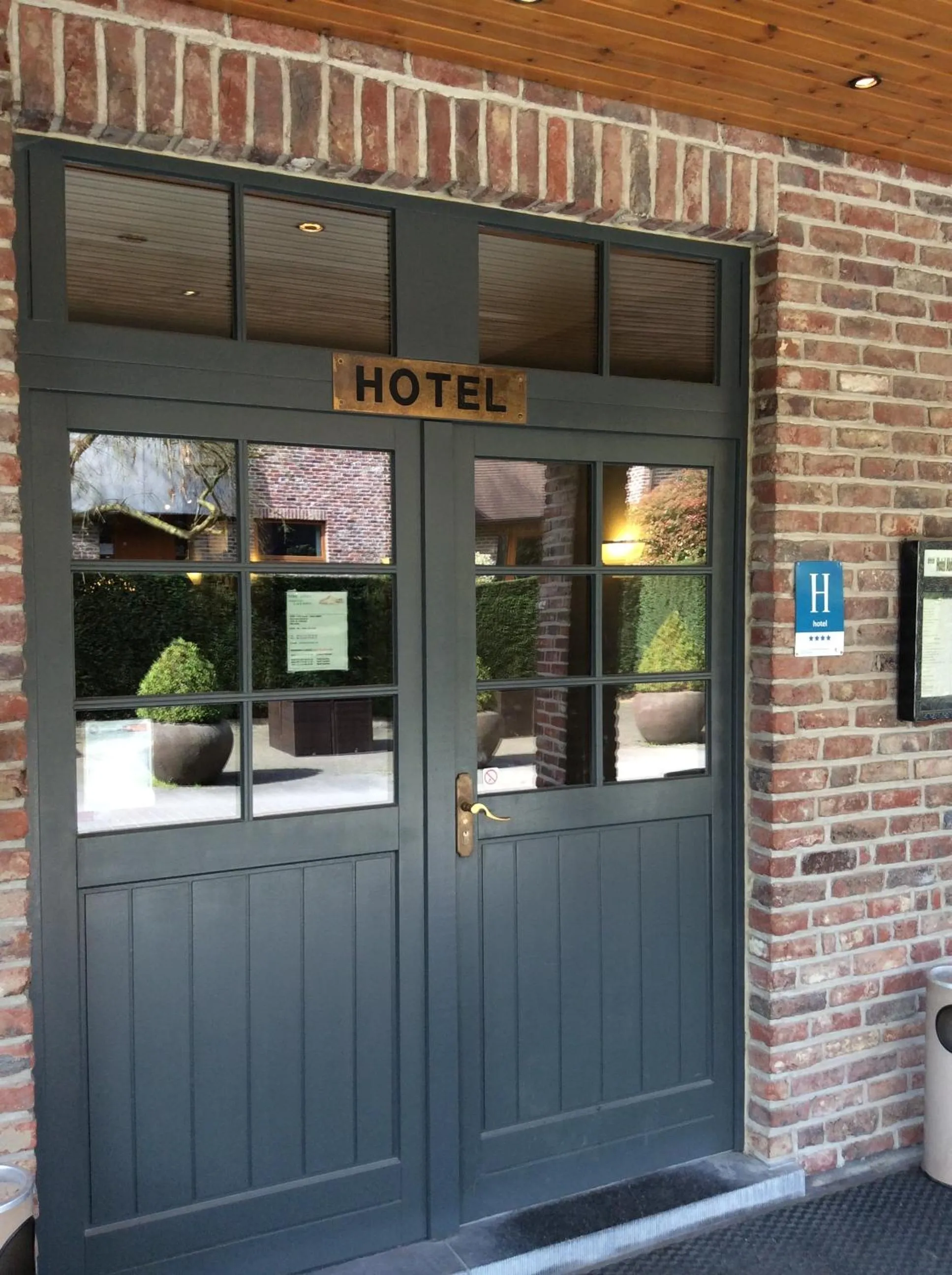 Facade/entrance in Hotel ABBEY