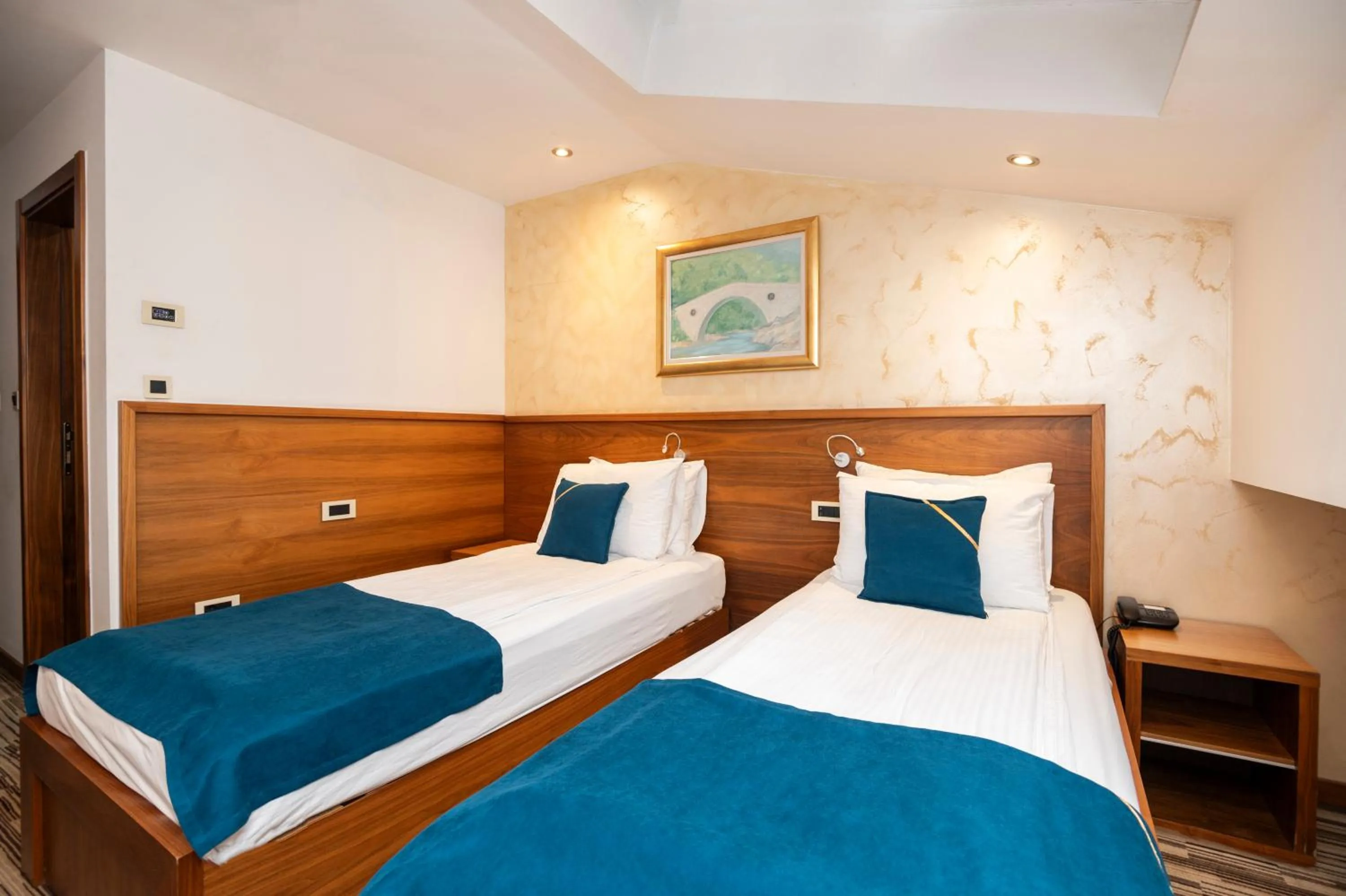 Bed in Hotel Bistrik City Center