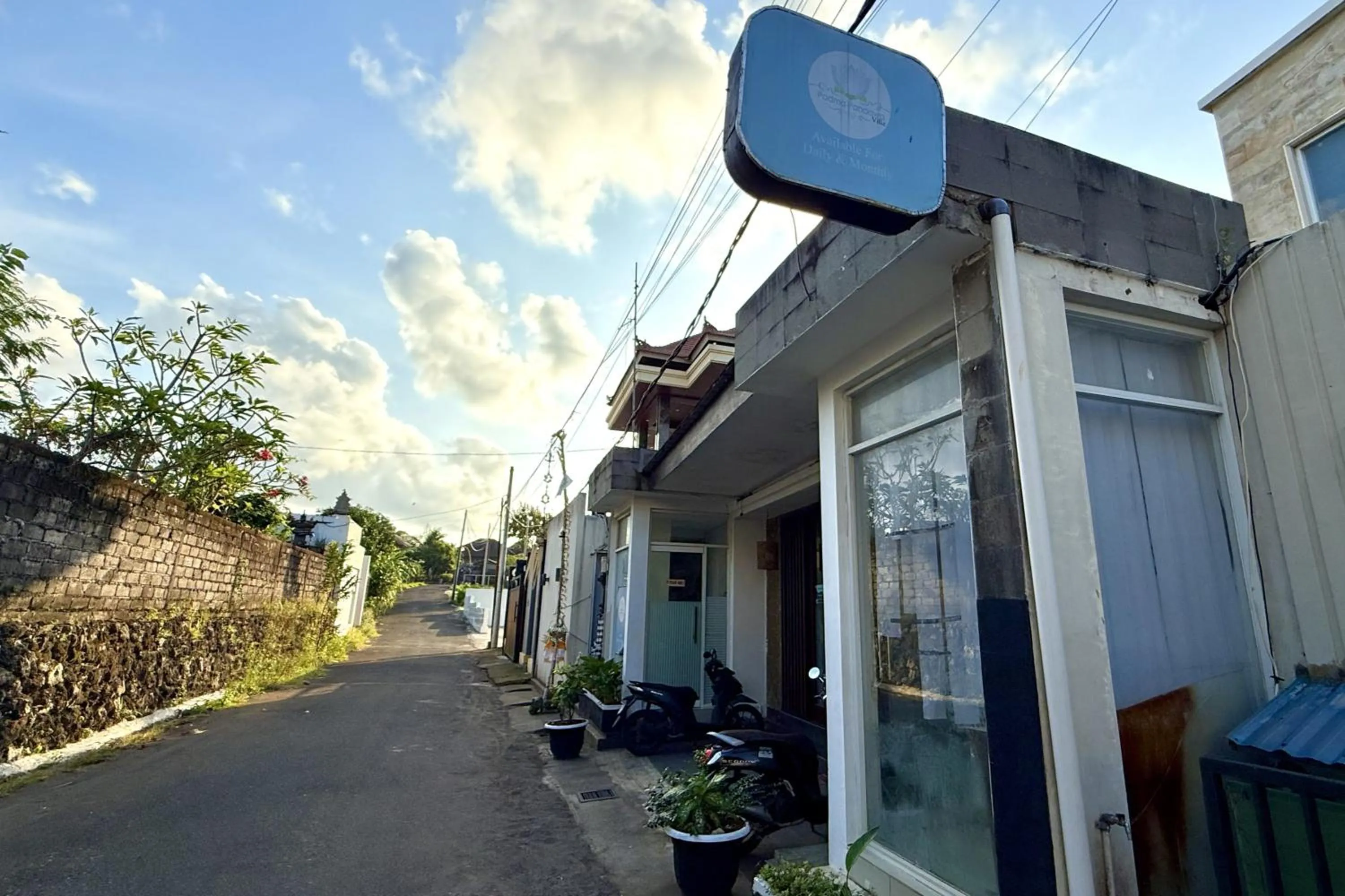 Property building in Padma Pandawa Villa