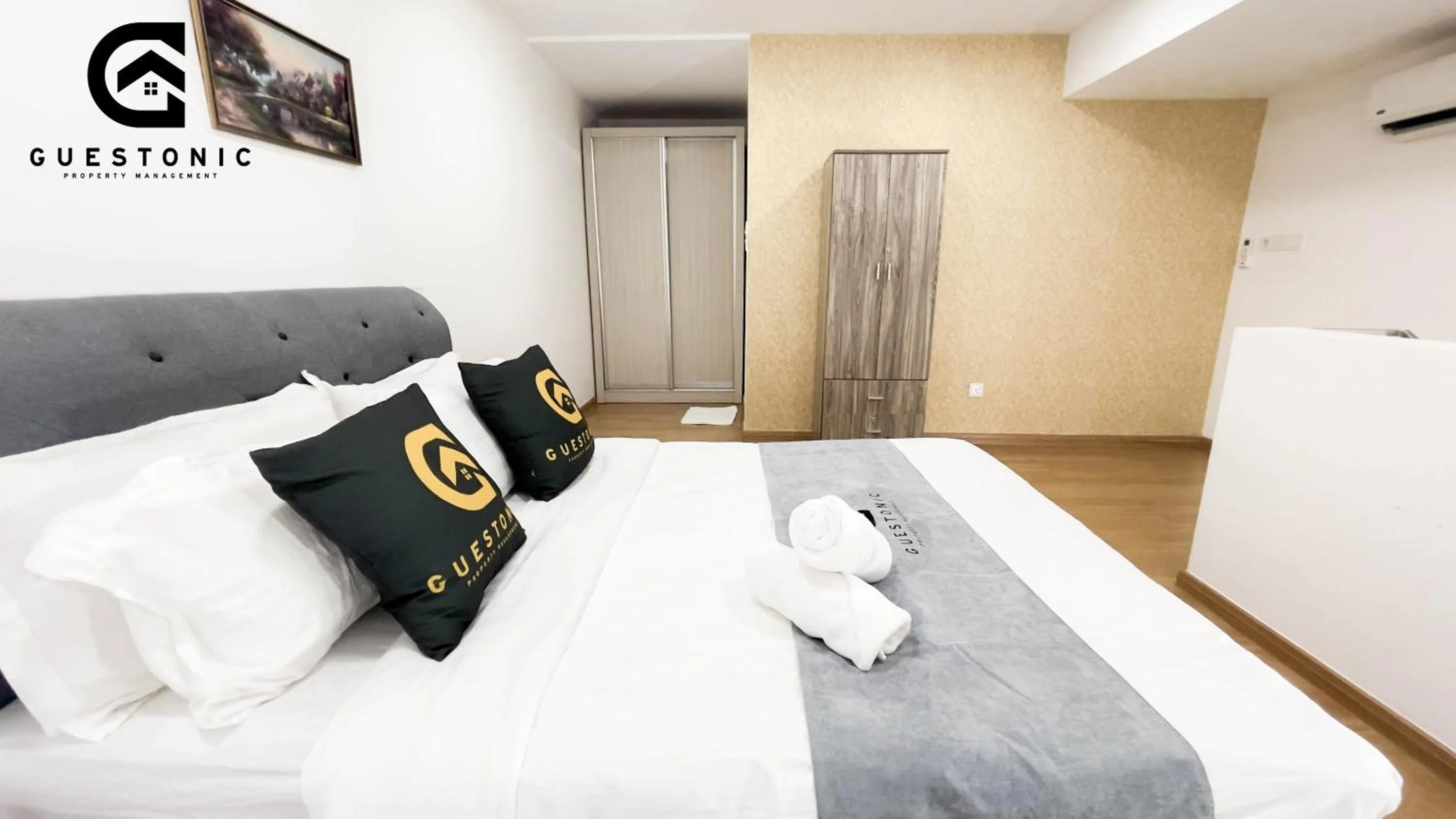 Bed in EkoCheras Cozy Suite by GUESTONIC
